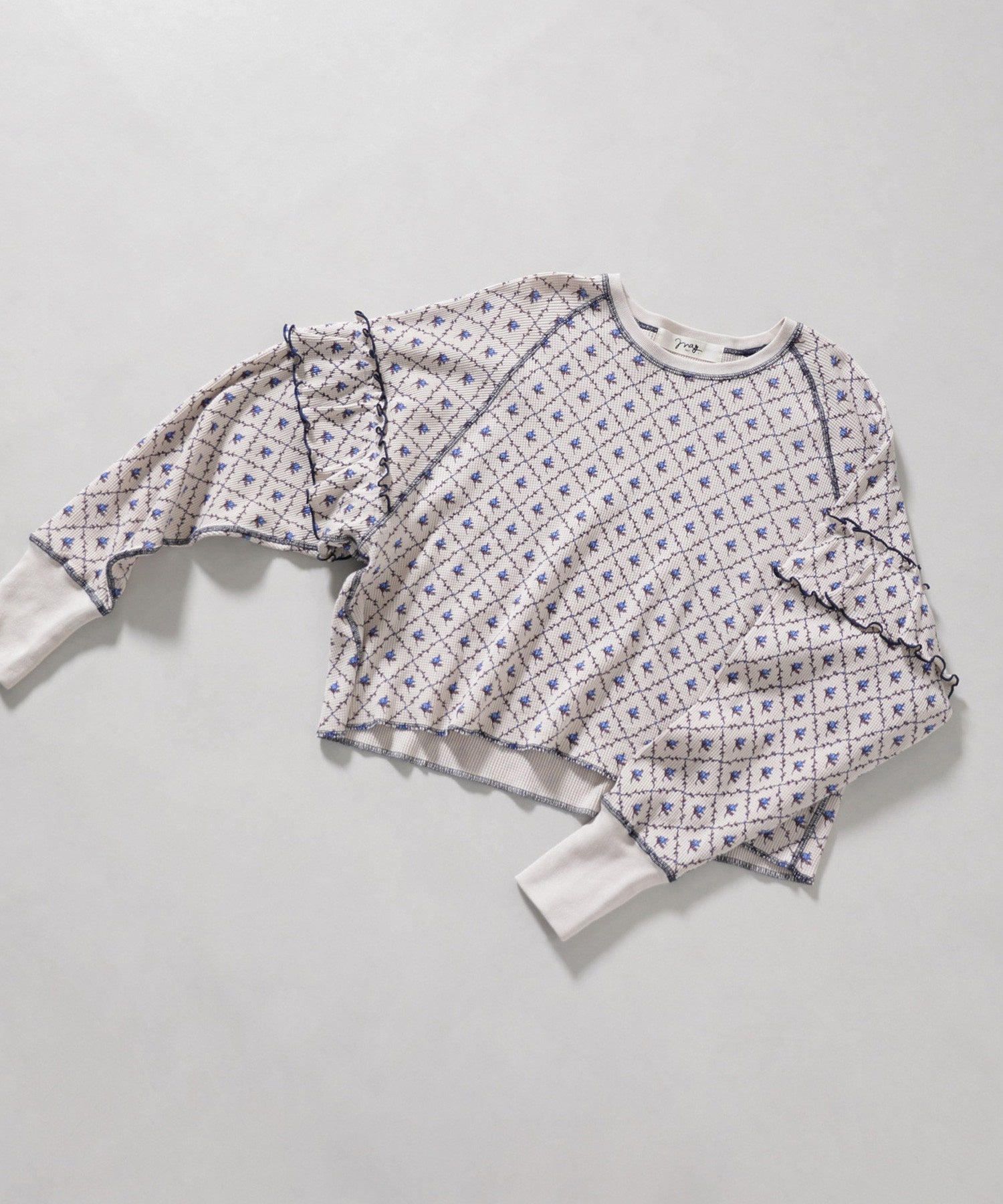 mag.by c/フラワーサーマルトップス – calif（カリフ）公式サイト