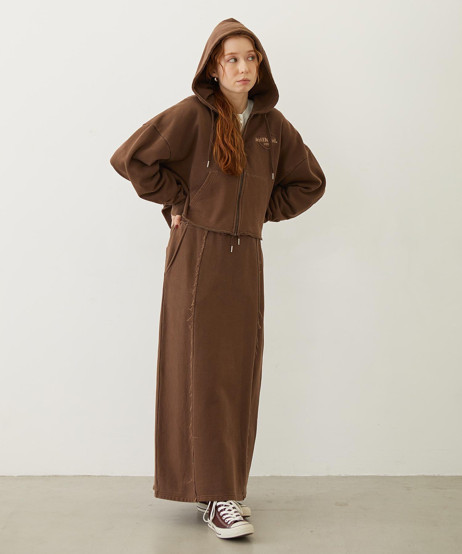 HEART MOTIF FADED CROPPED ZIP UP HOODIE