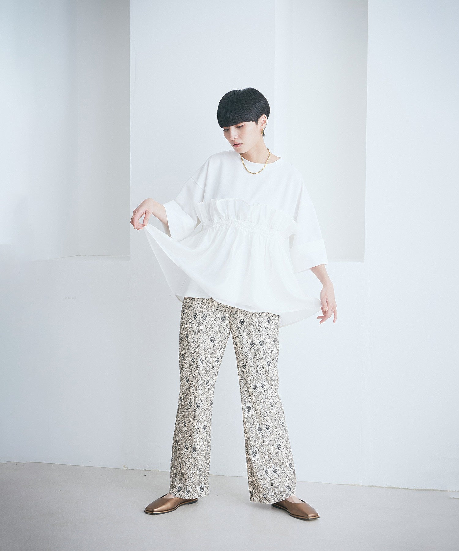 ドッキングフリルカットソー