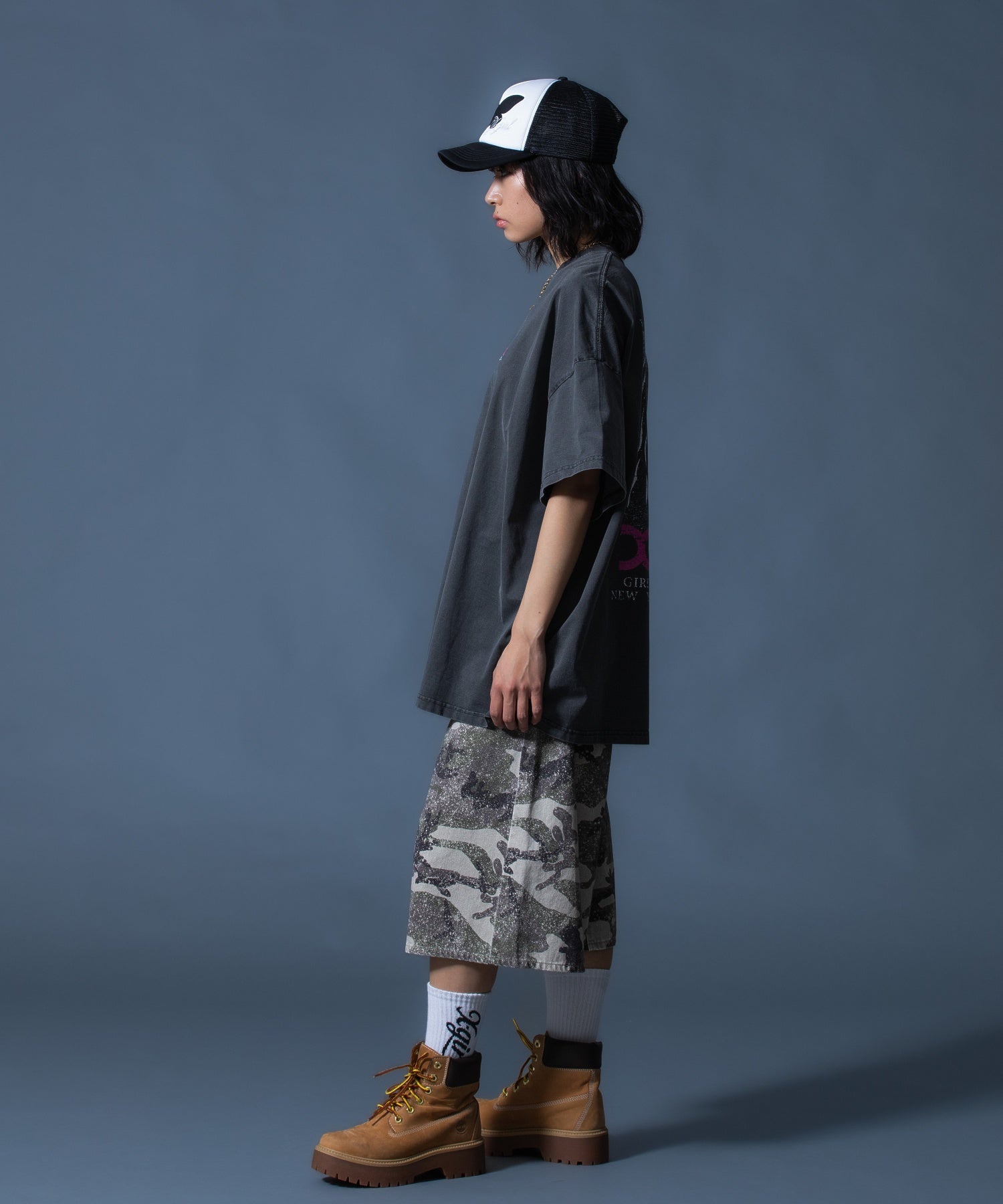 BUTTERFLY PATCH TRUCKER CAP