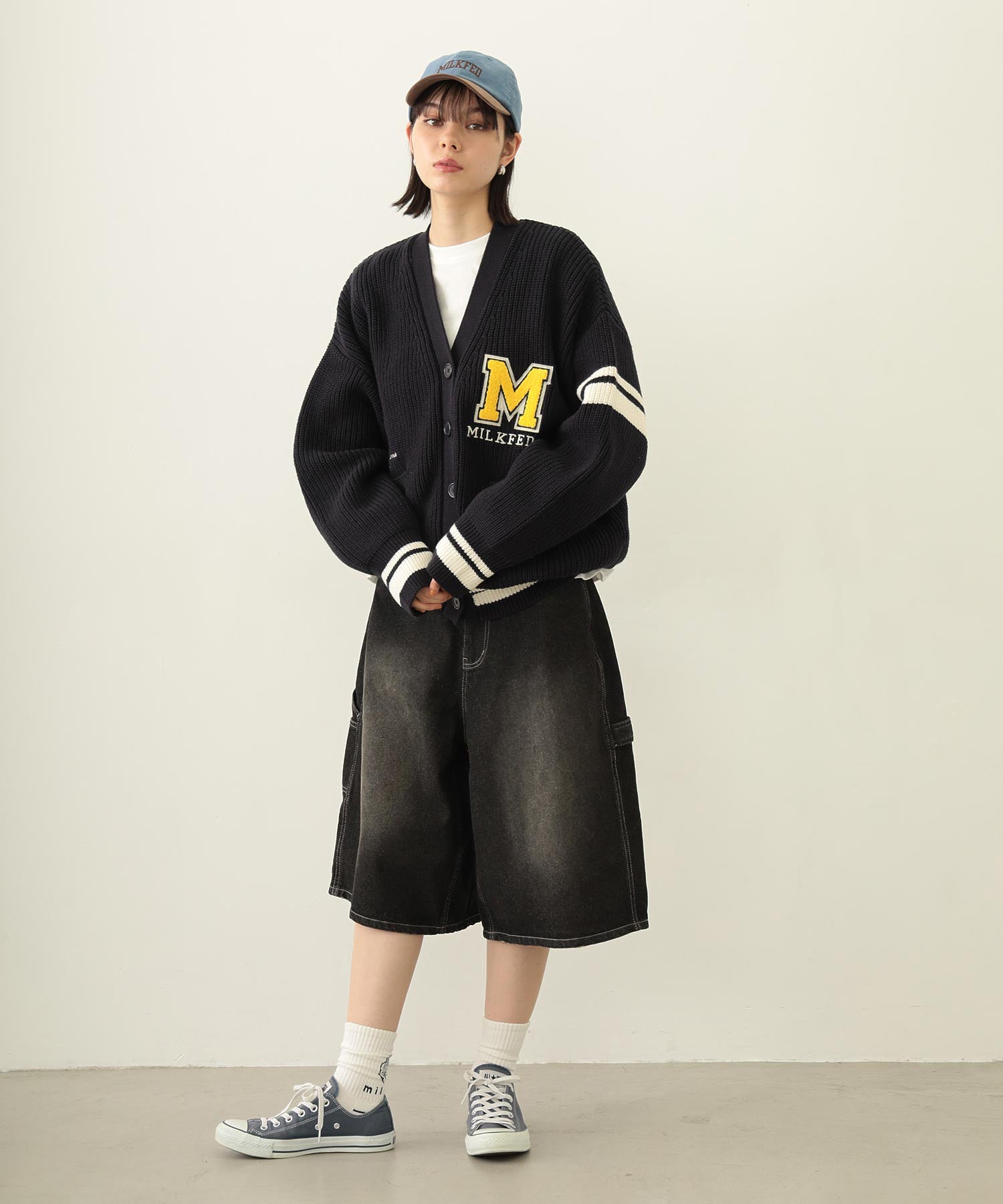 COLLEGE CARDIGAN