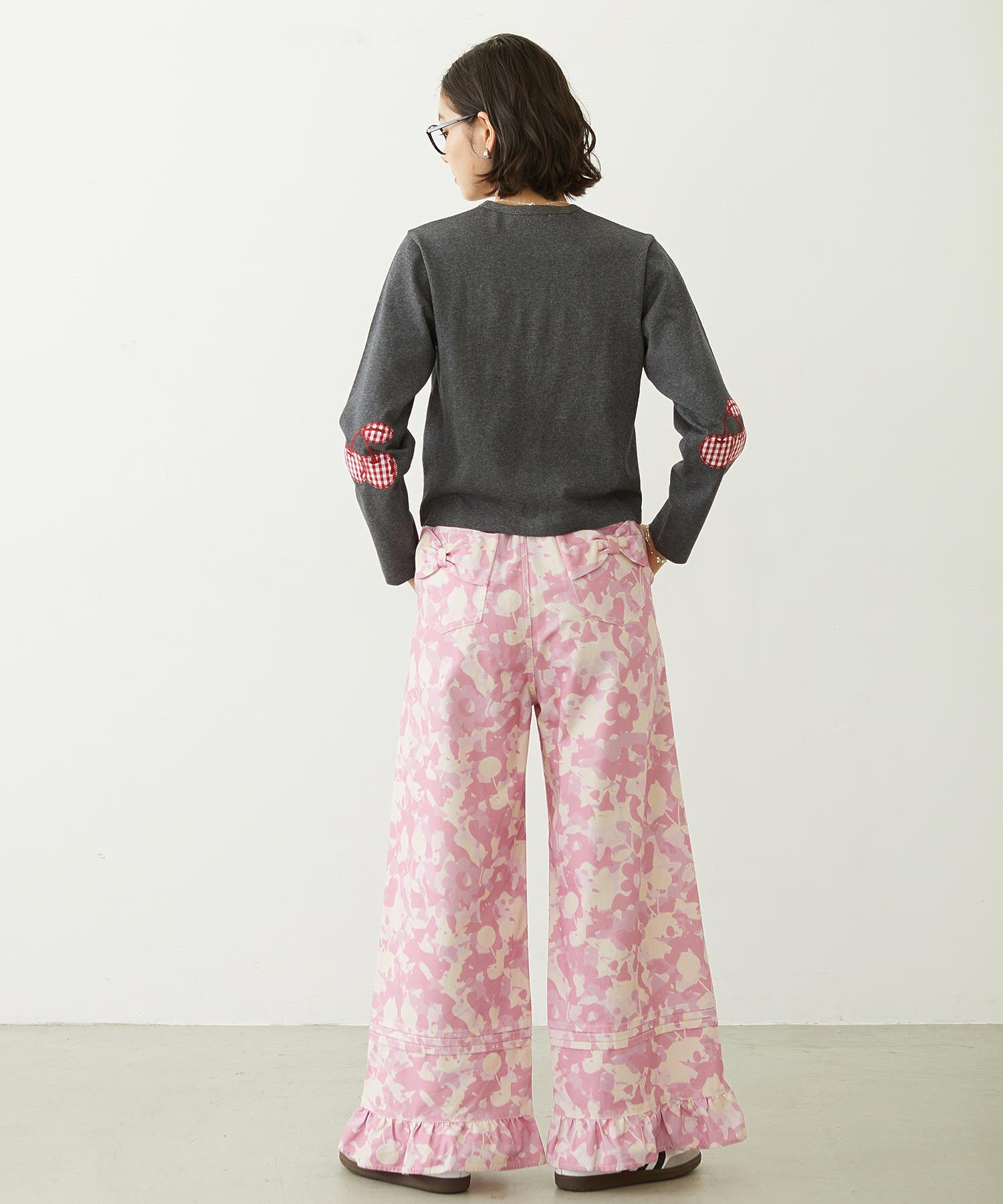 CHERRY ELBOW CARDIGAN