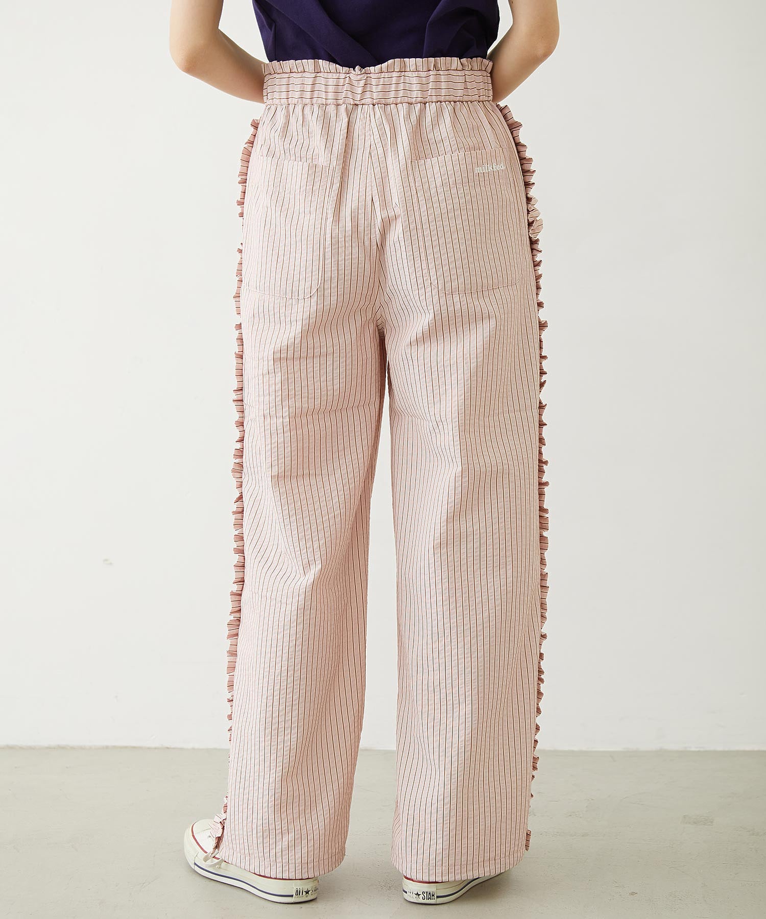 STRIPED RUFFLE PANTS