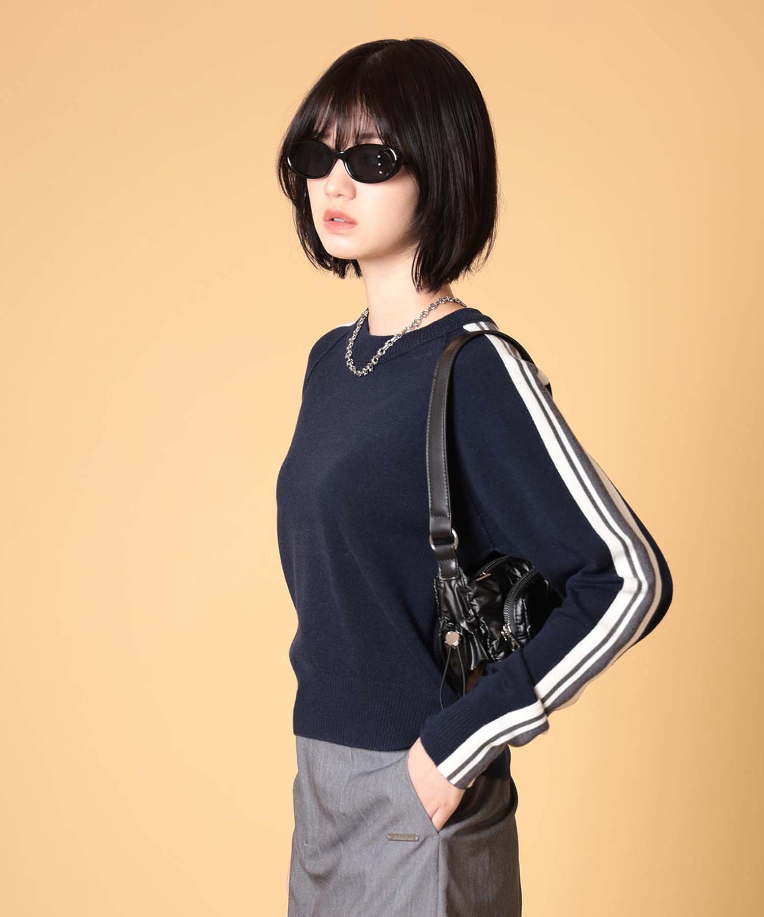 ラインニットプルオーバー