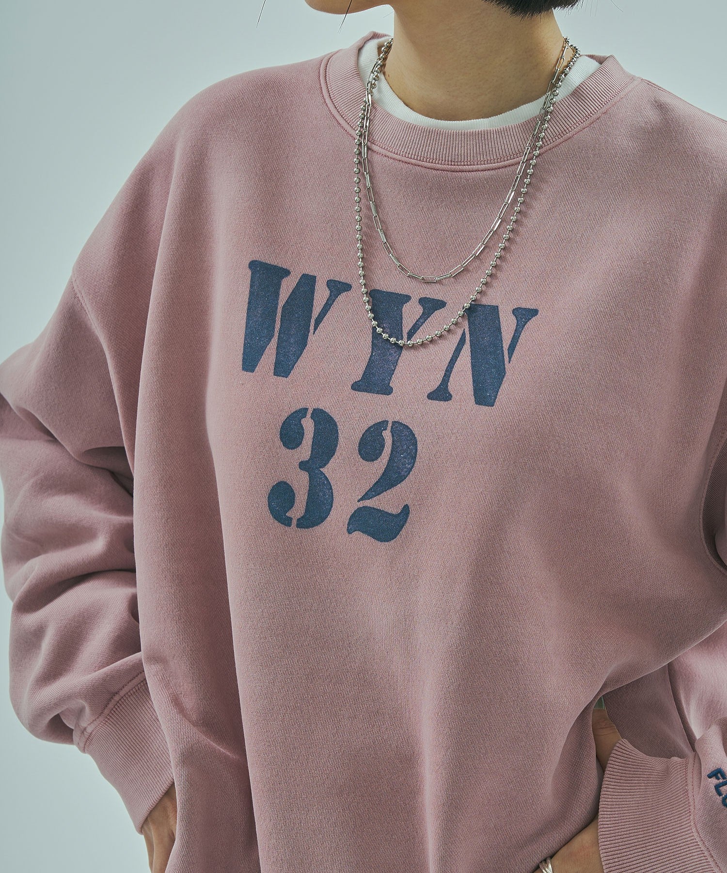 STENCIL GRAPHIC PULLOVER