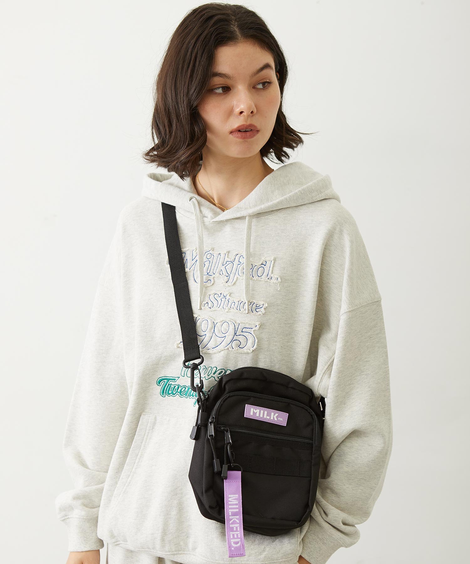 ACTIVE FRONT POCKET MOLLE SHOULDER BAG MILKFED.