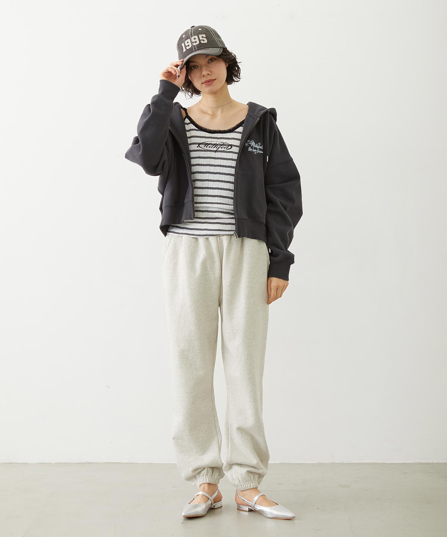 OVAL LOGO LACE CAMISOLE