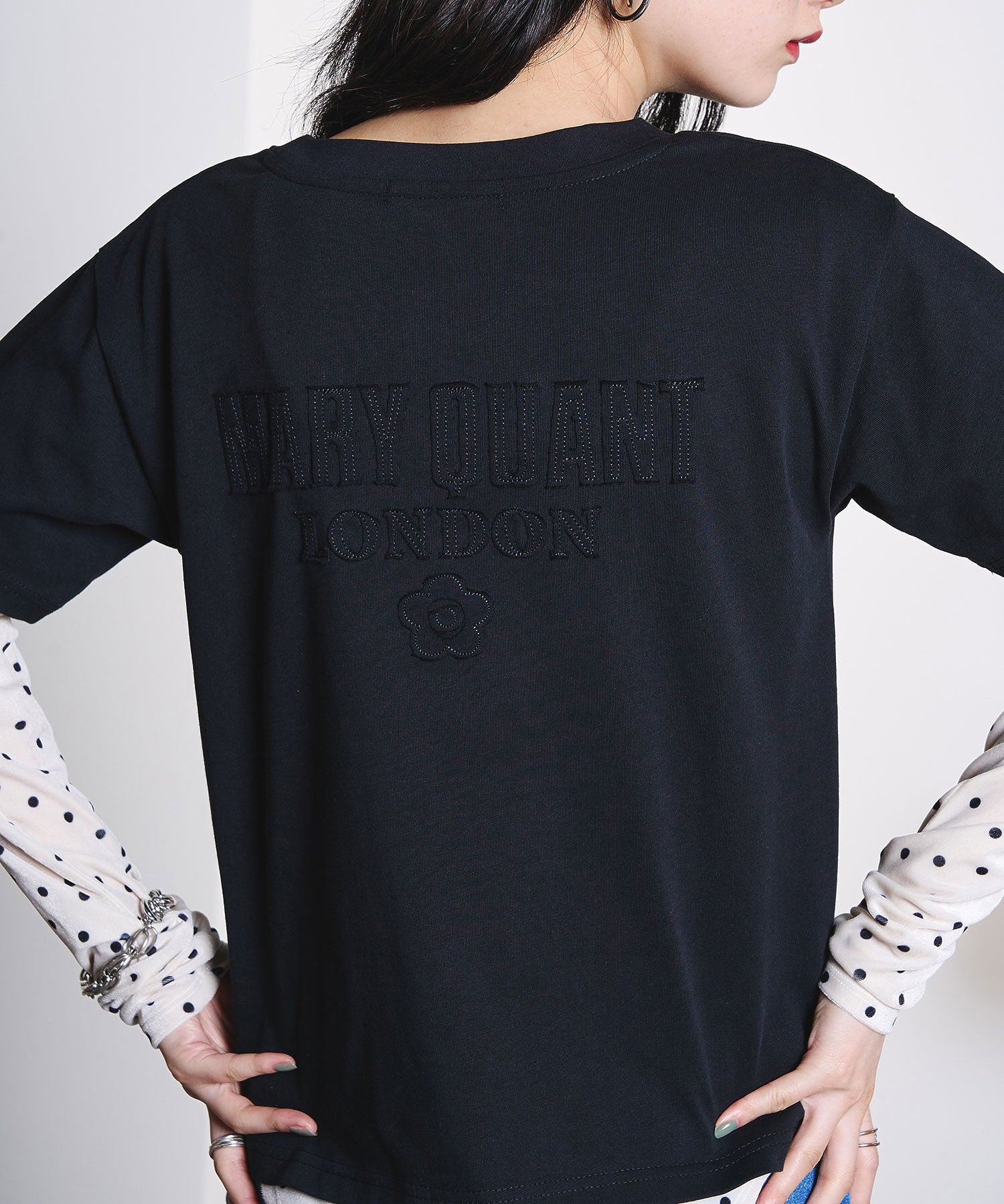 【ROSE BUD別注】MARY QUANT/BACK APPLIQUE T-SHIRT