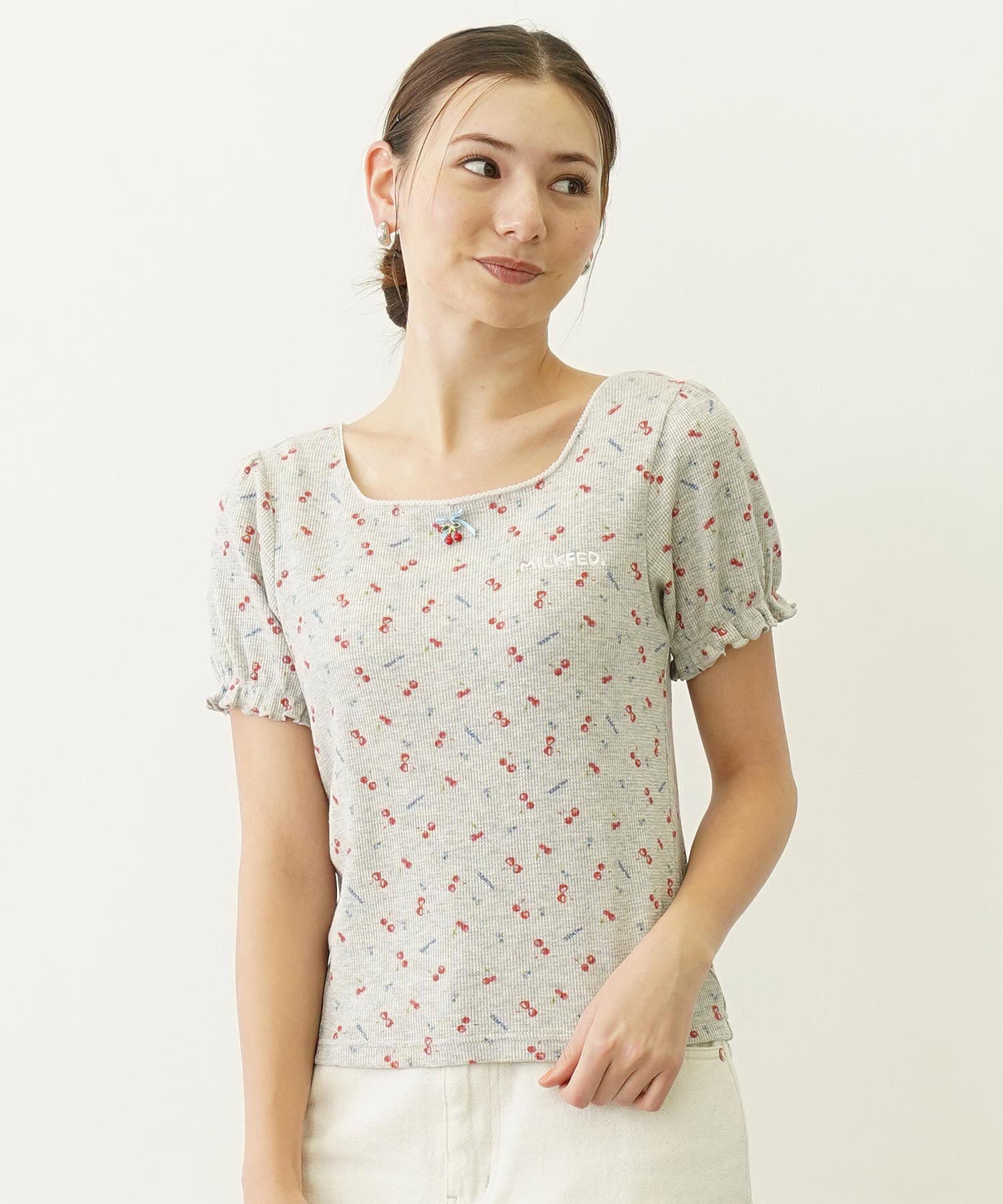 CHERRY PATTERN WAFFLE PUFF SLEEVES TOP