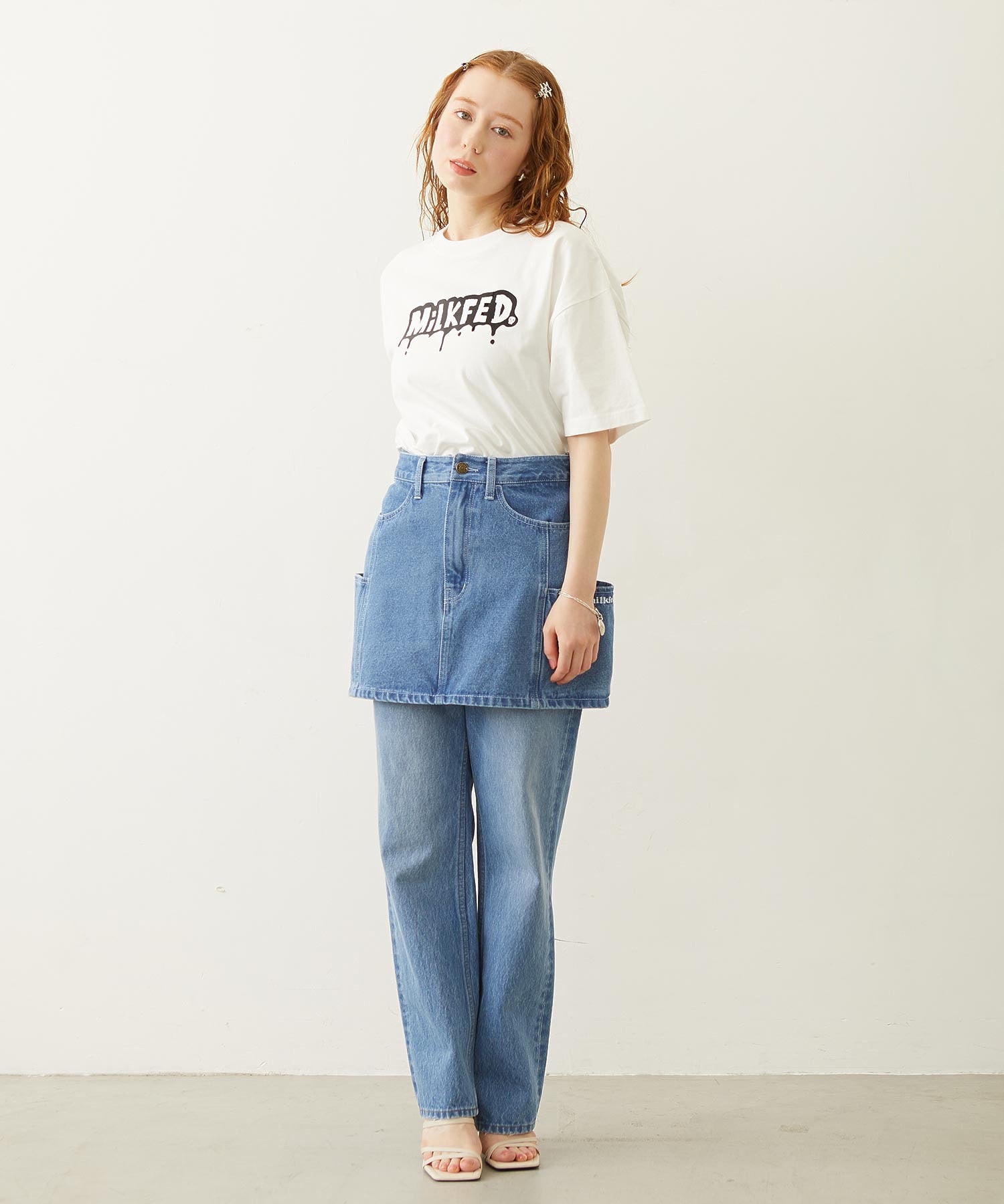 PANELED POCKET DENIM MINI SKIRT