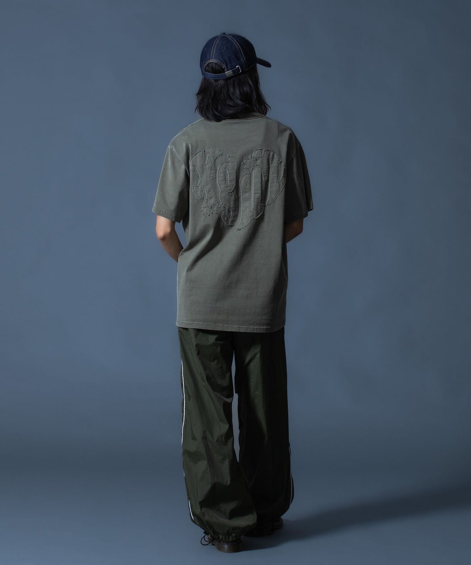 FACE LABEL TRACK PANTS