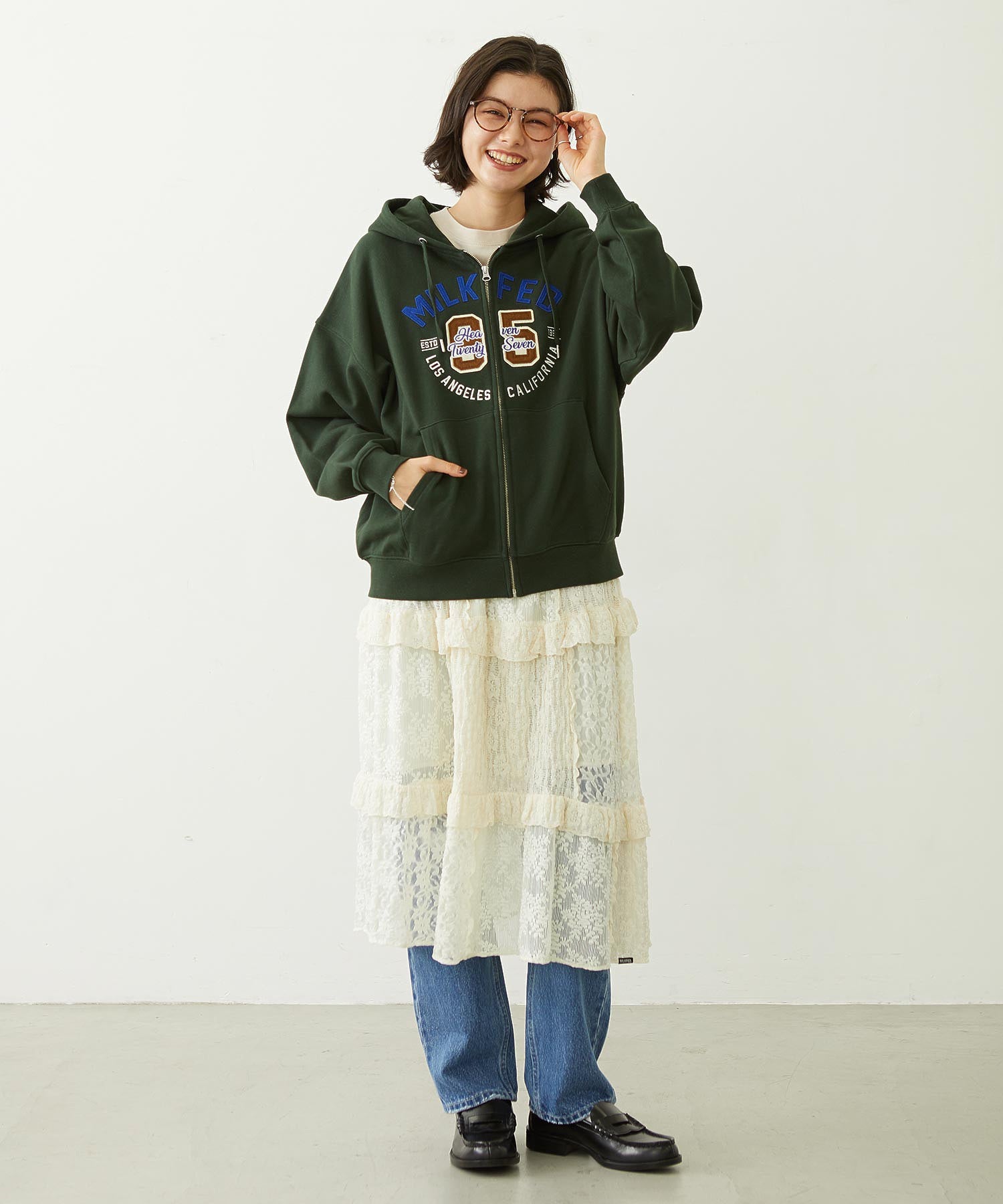 COLLEGE LOGO PATCH ZIP UP HOODIE