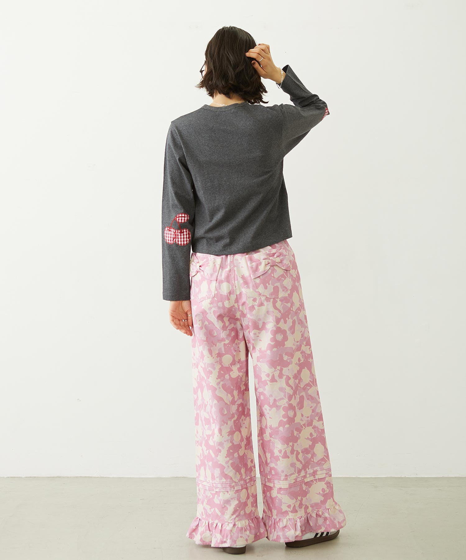 CHERRY ELBOW CARDIGAN