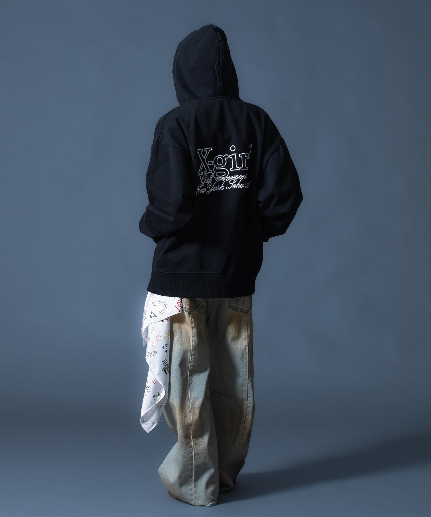 FADED FACE LABEL WIDE BAGGY DENIM PANTS