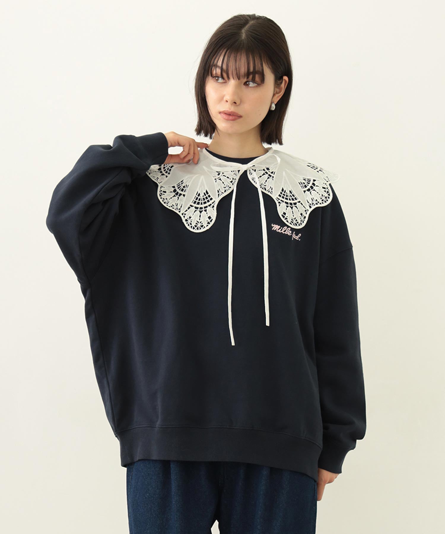 ICING LOGO WIDE CREW SWEAT TOP