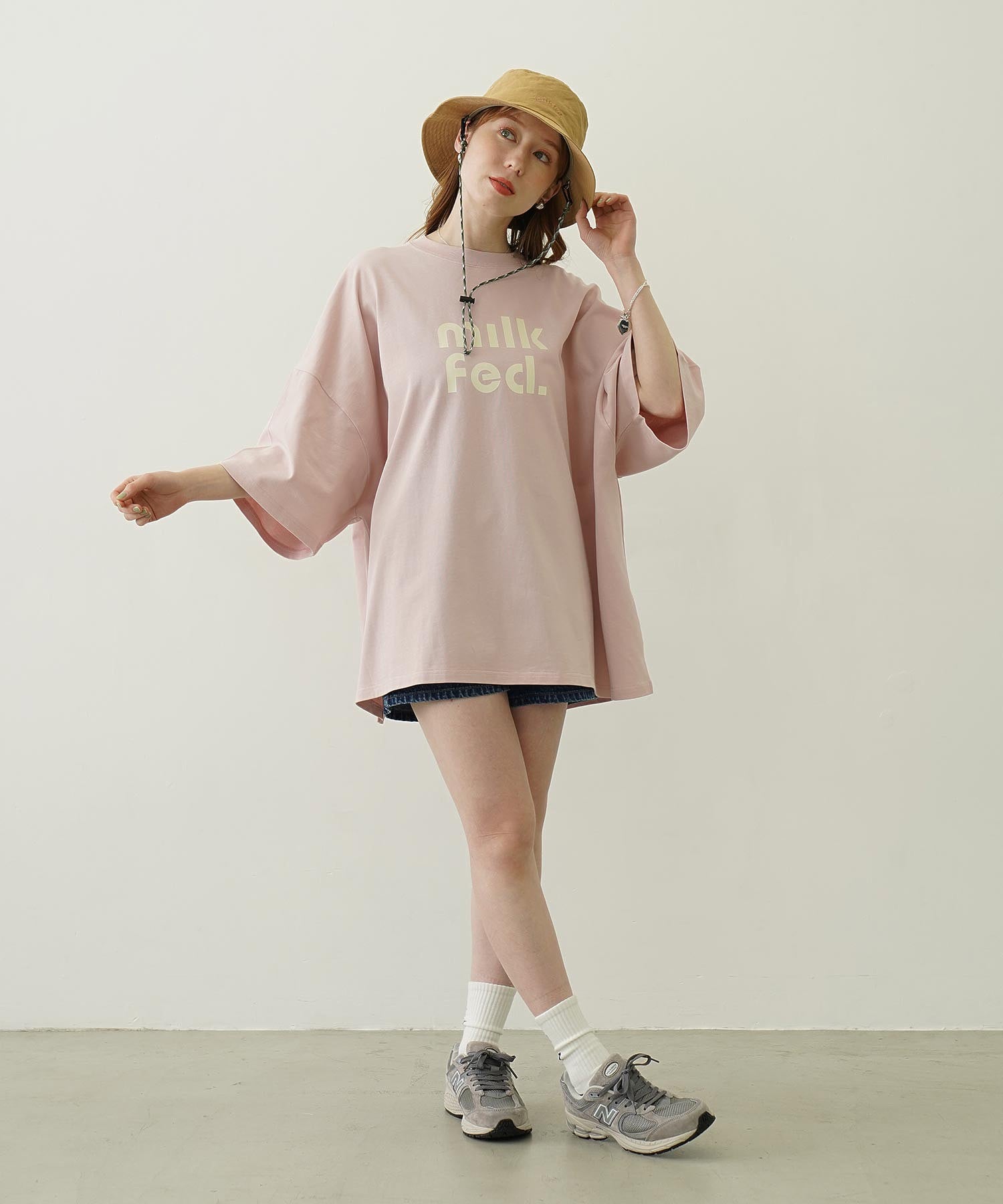 CUT OUT LOGO BIG S/S TOP