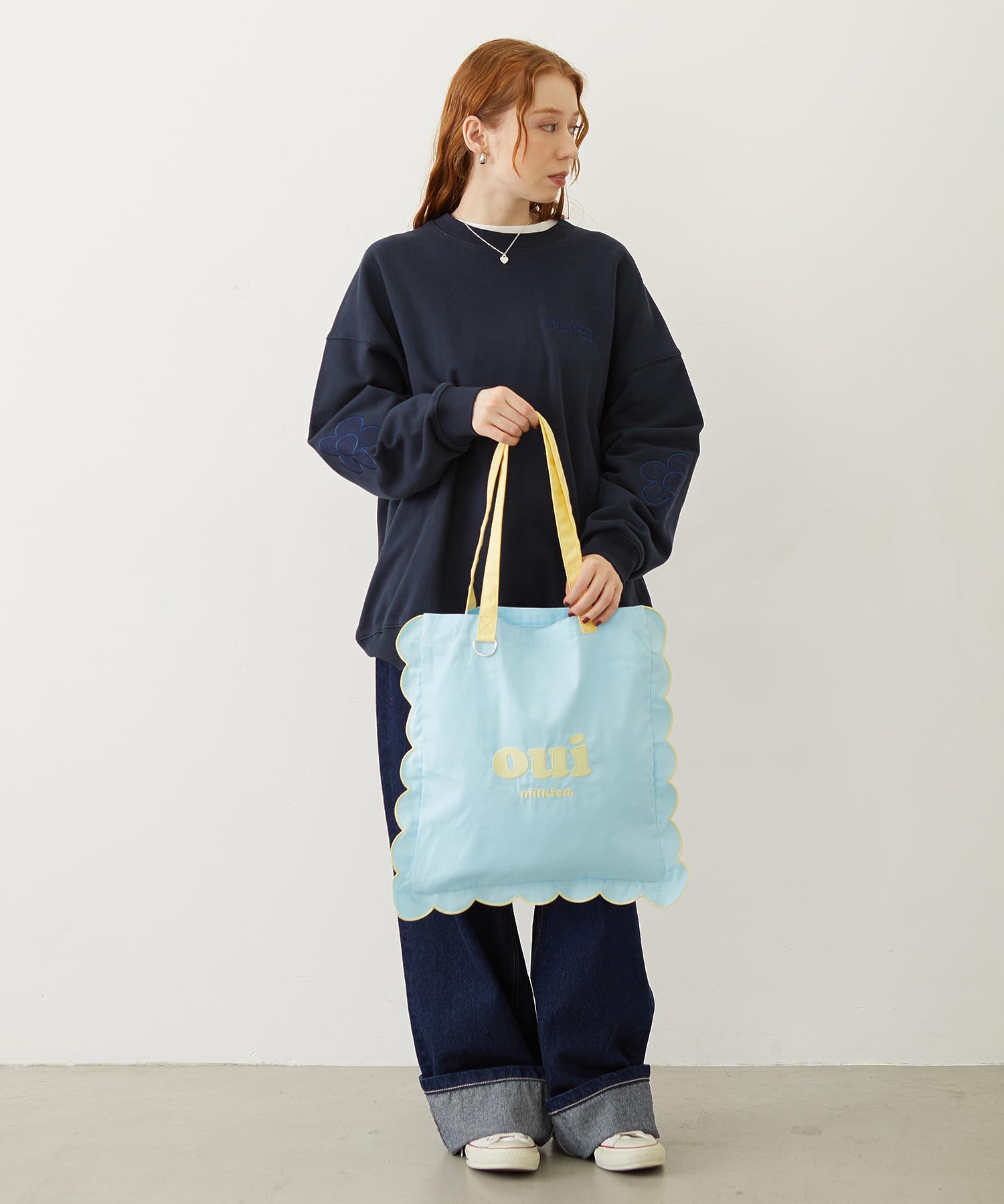 RUFFLE TOTE BAG