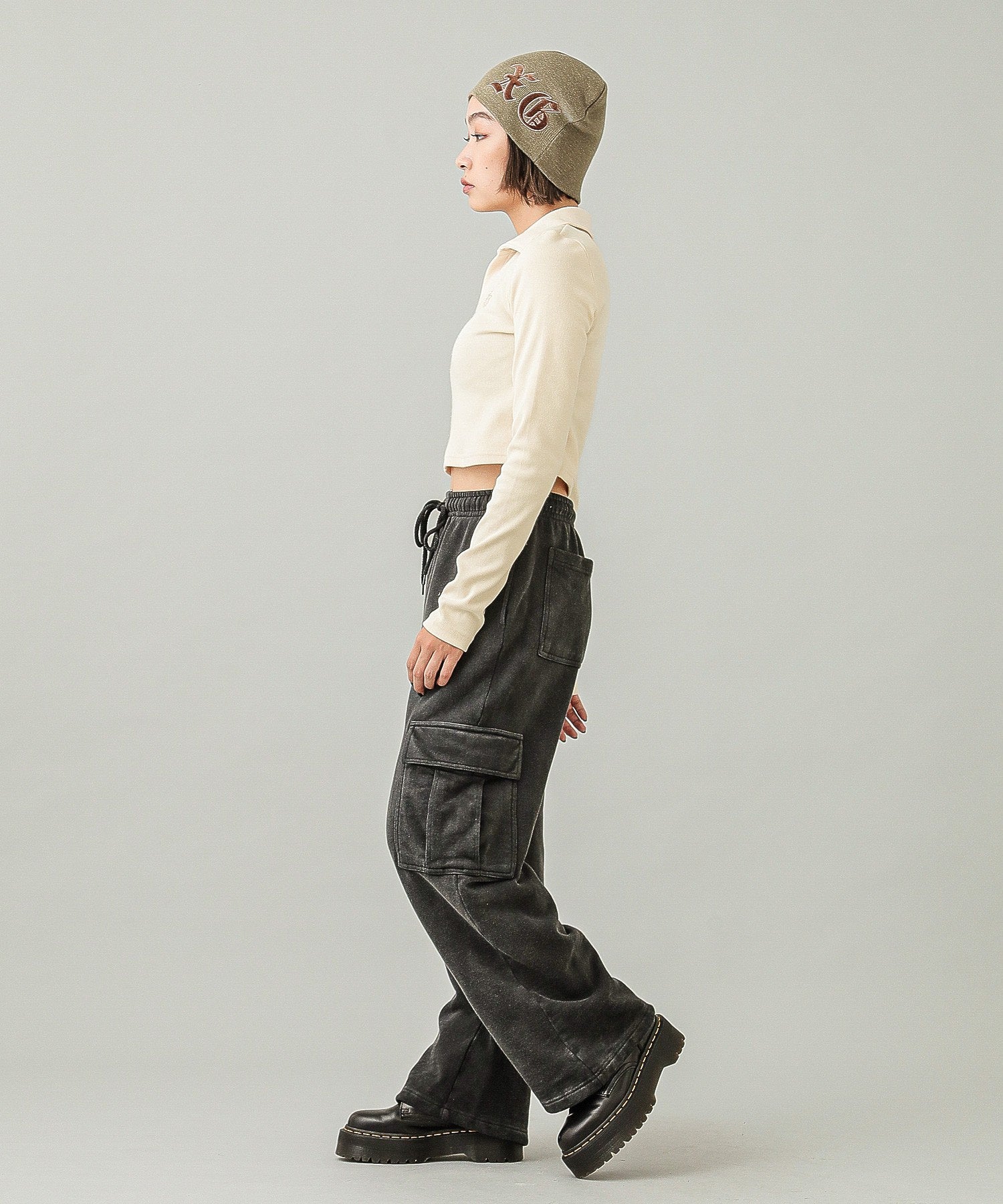 LOOSE FIT SWEAT CARGO PANTS