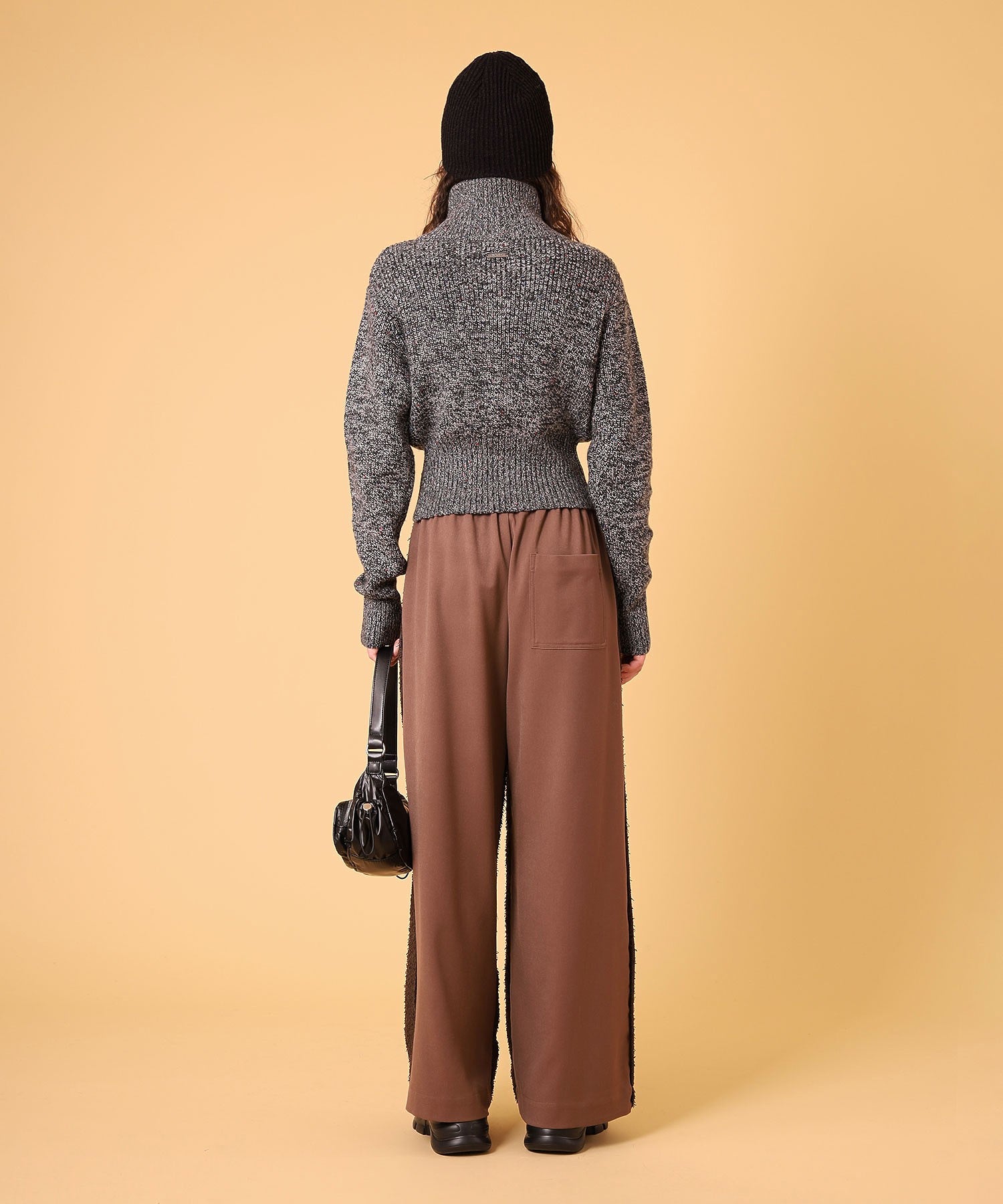 ネップジップアップセーター