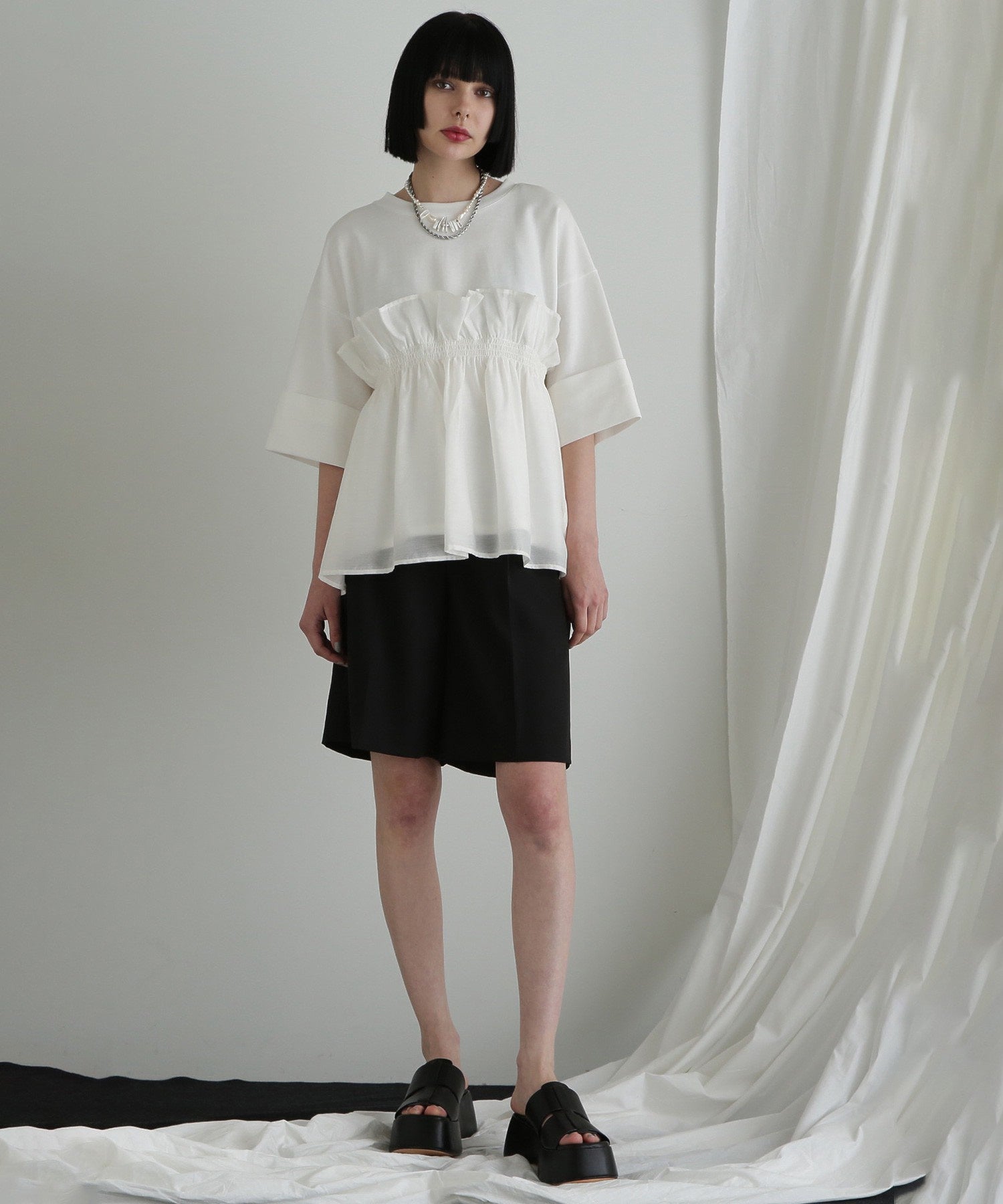 ドッキングフリルカットソー