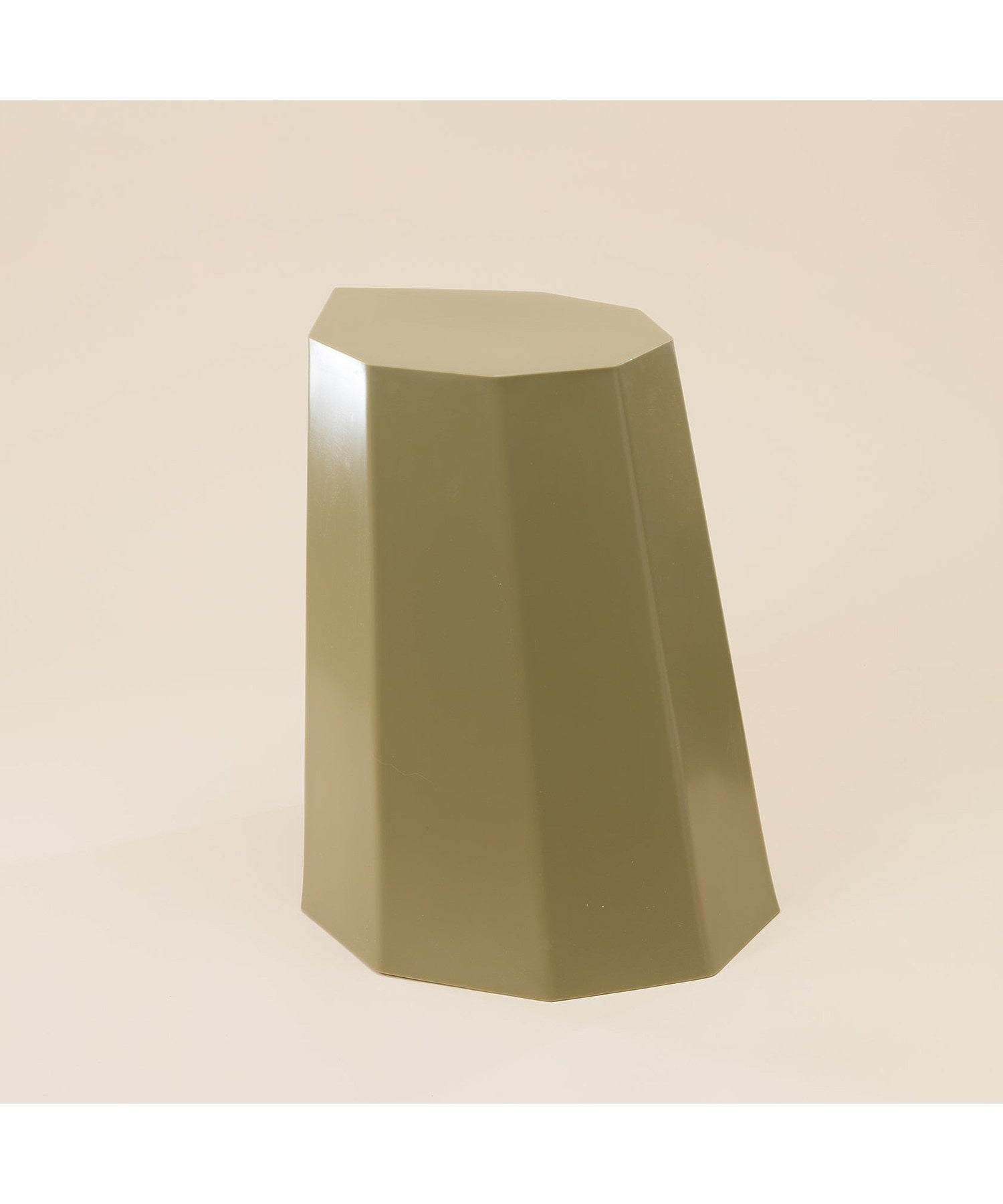 Arnold Circus Stool / Martino Gamper
