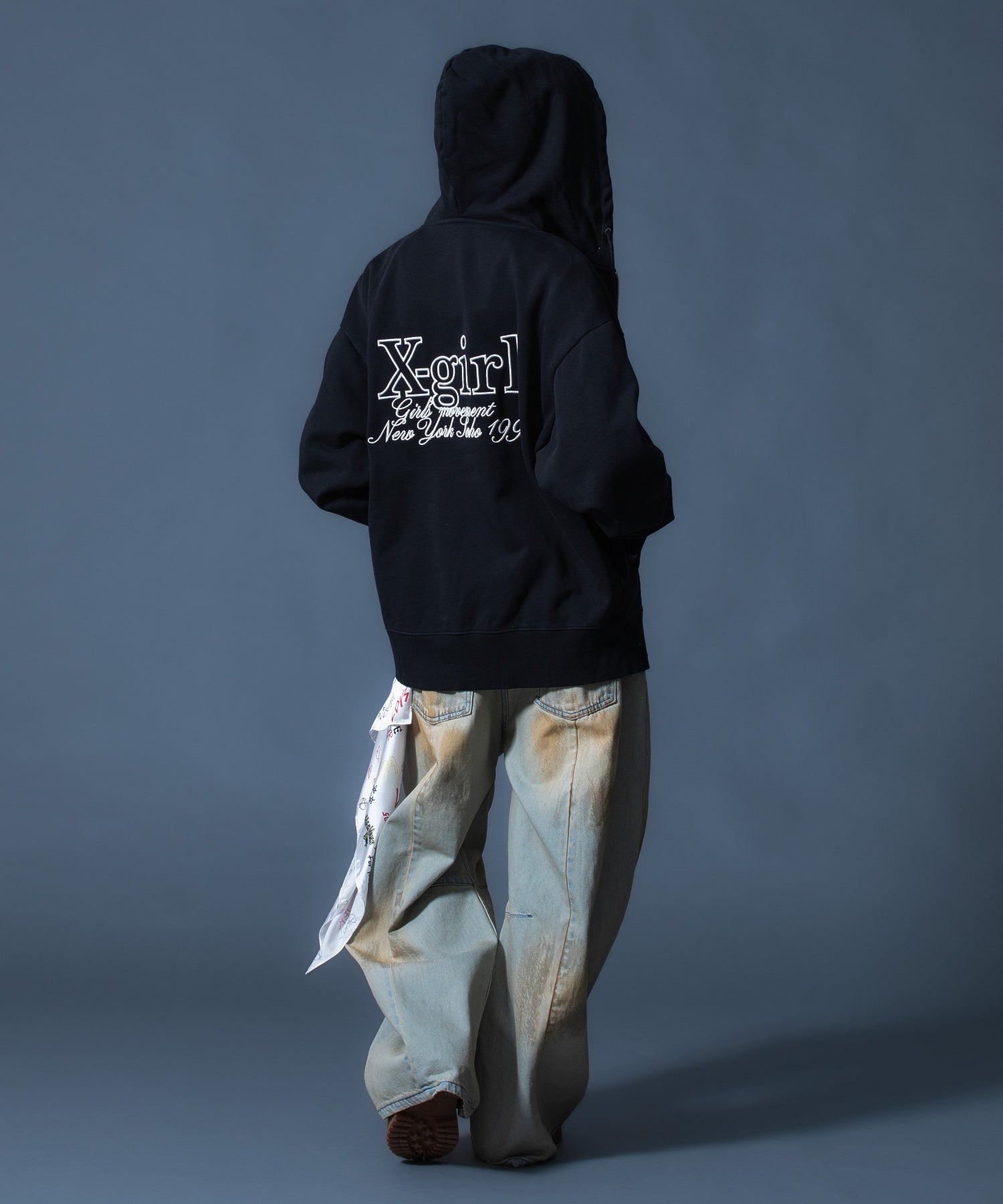 FADED FACE LABEL WIDE BAGGY DENIM PANTS