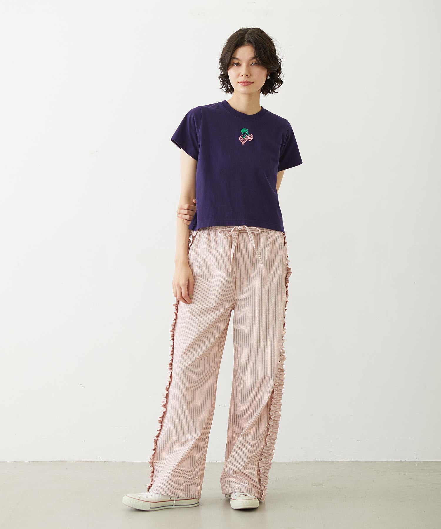 STRIPED RUFFLE PANTS