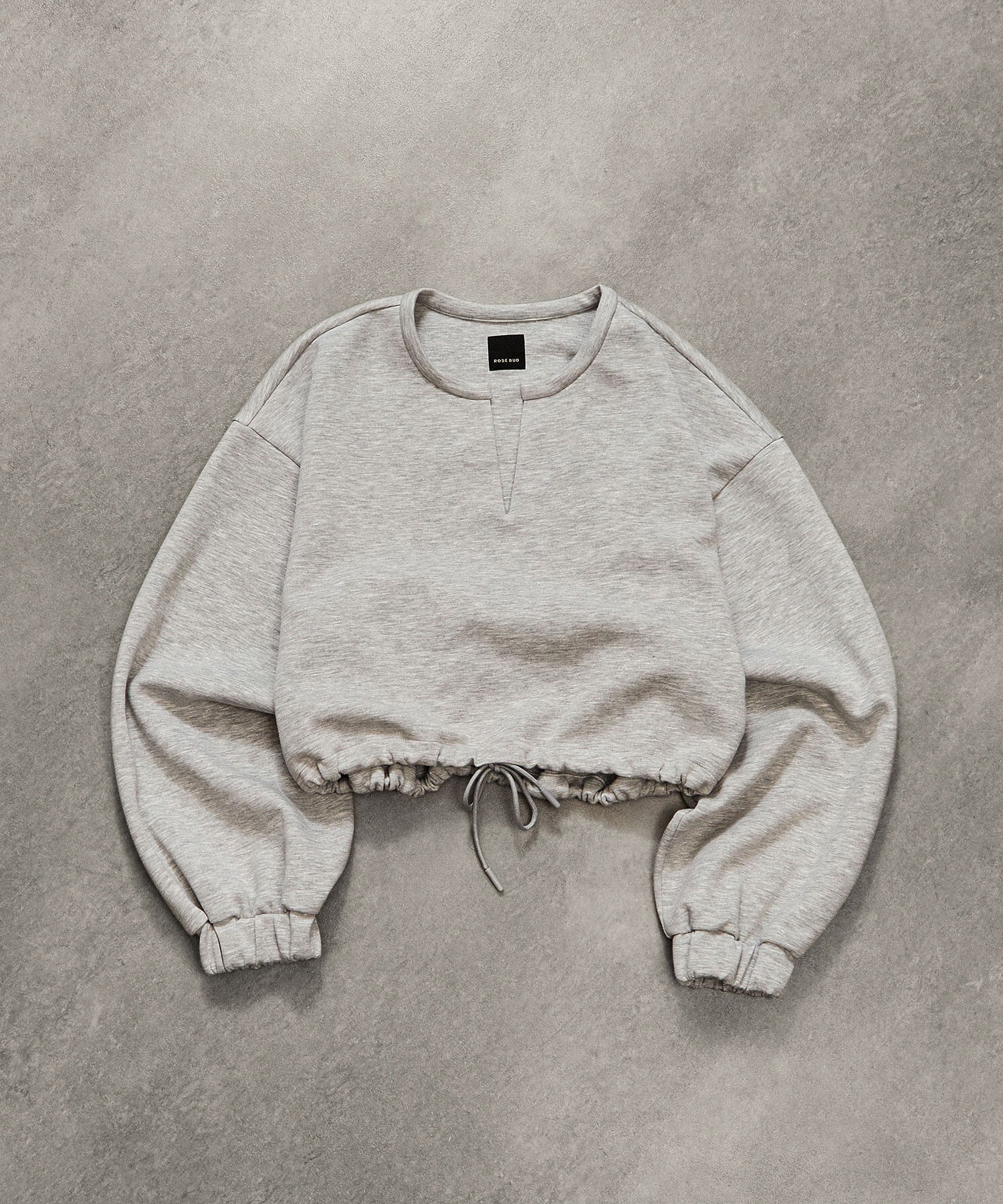 VOLUME SLEEVE CROPPED TOP