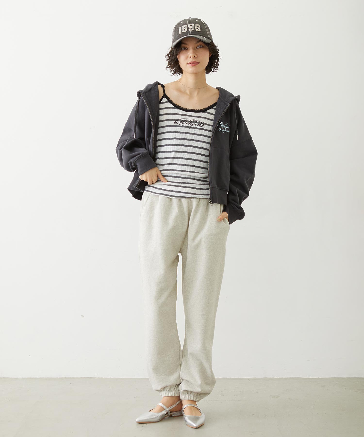 OVAL LOGO LACE CAMISOLE