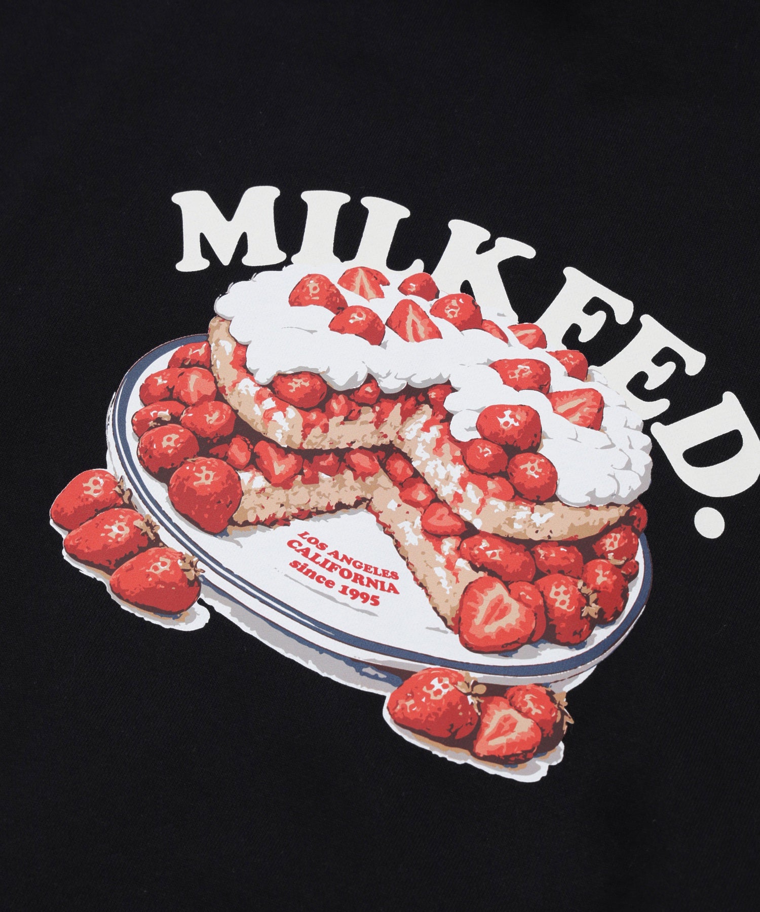 STRAWBERRY CAKE SWEAT HOODIE