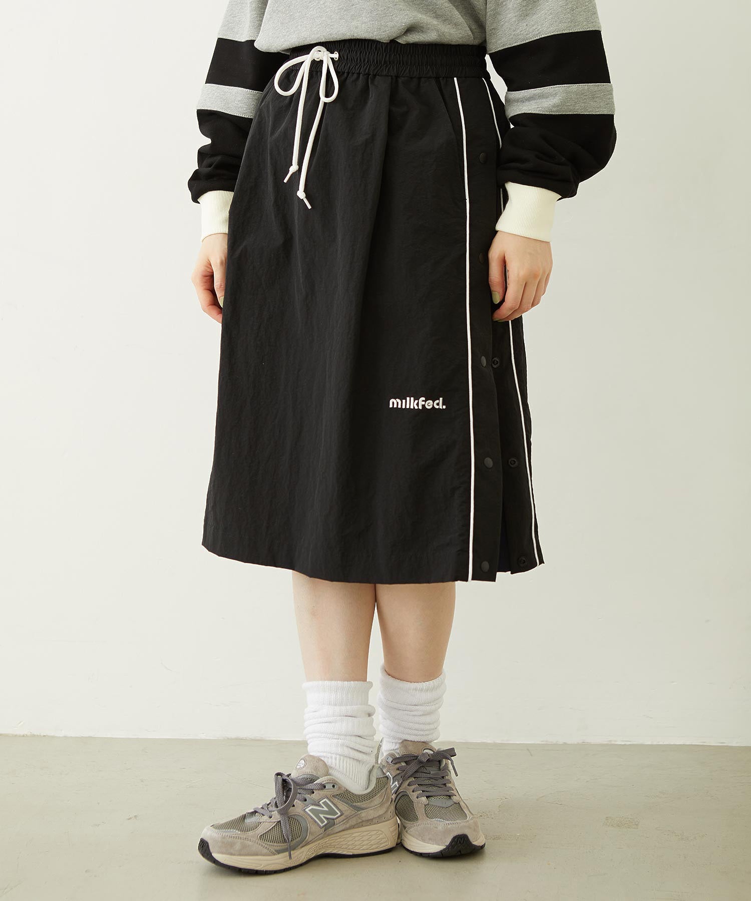 CUTOUT LOGO TRACK SKIRT