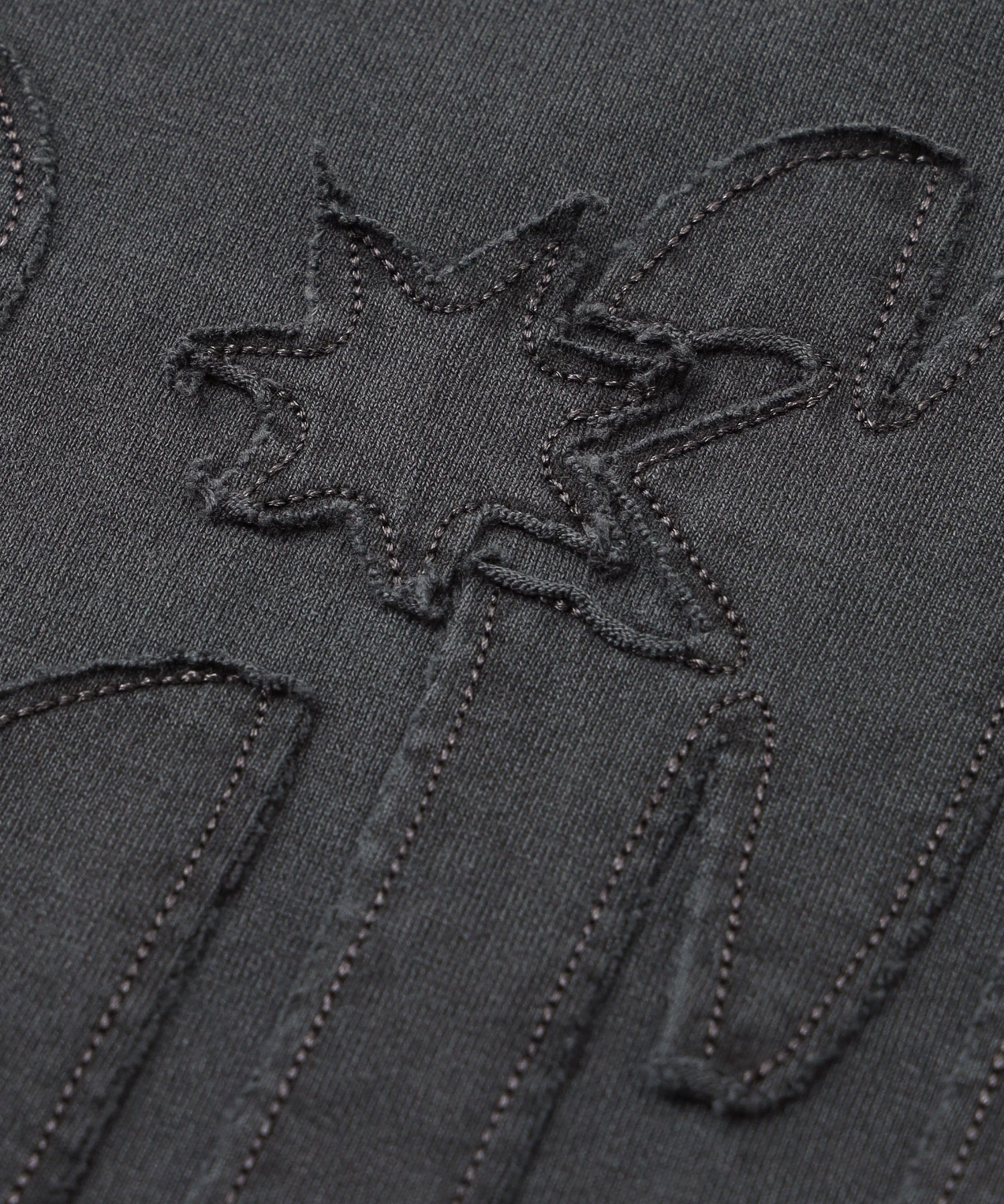 PIGMENT DYED HEART AND LOGO S/S TEE