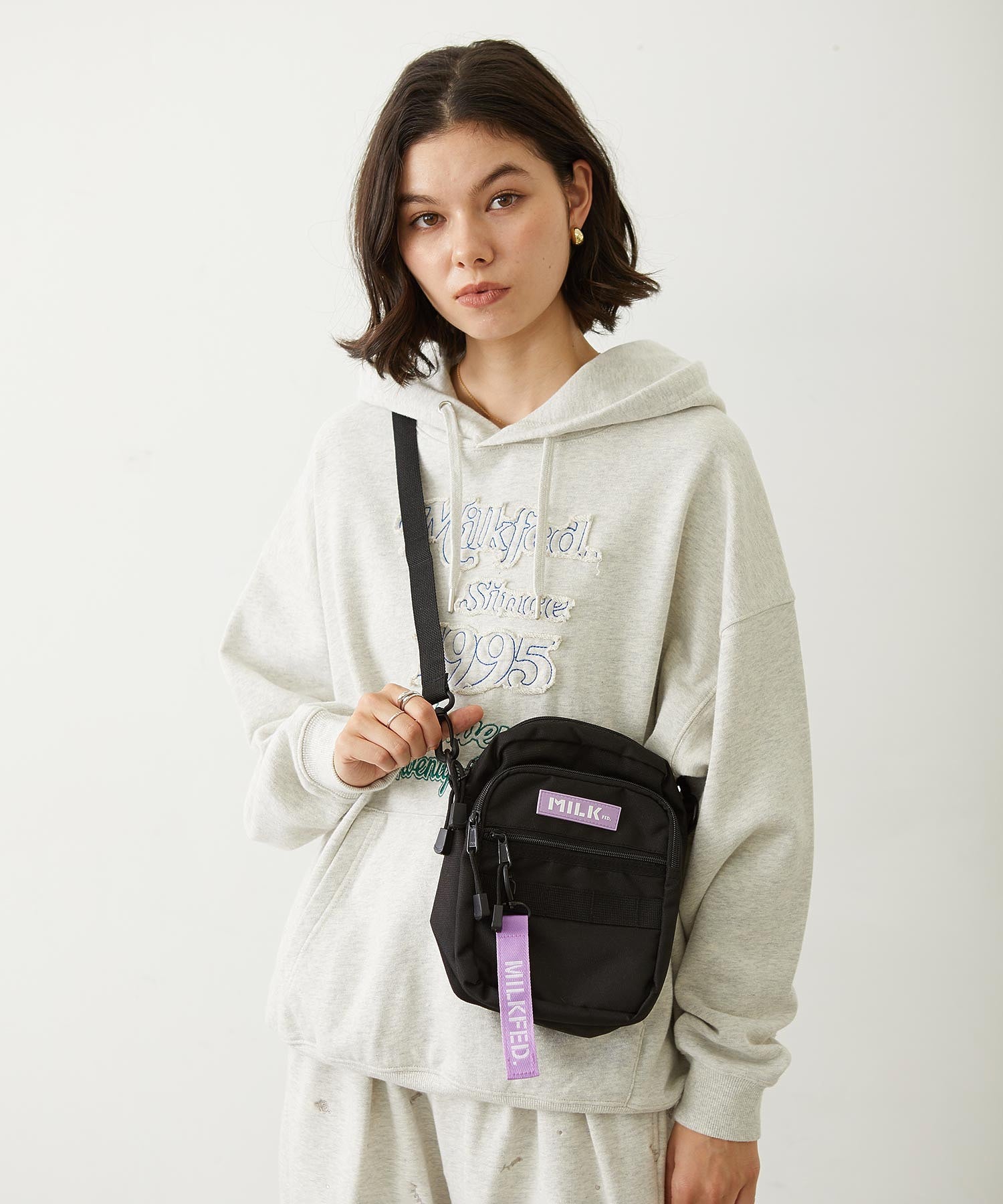 ACTIVE FRONT POCKET MOLLE SHOULDER BAG MILKFED.