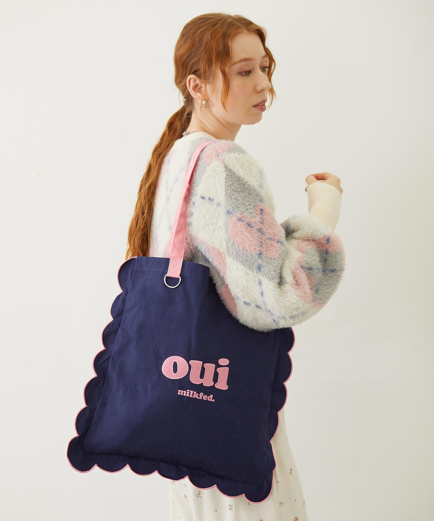 RUFFLE TOTE BAG