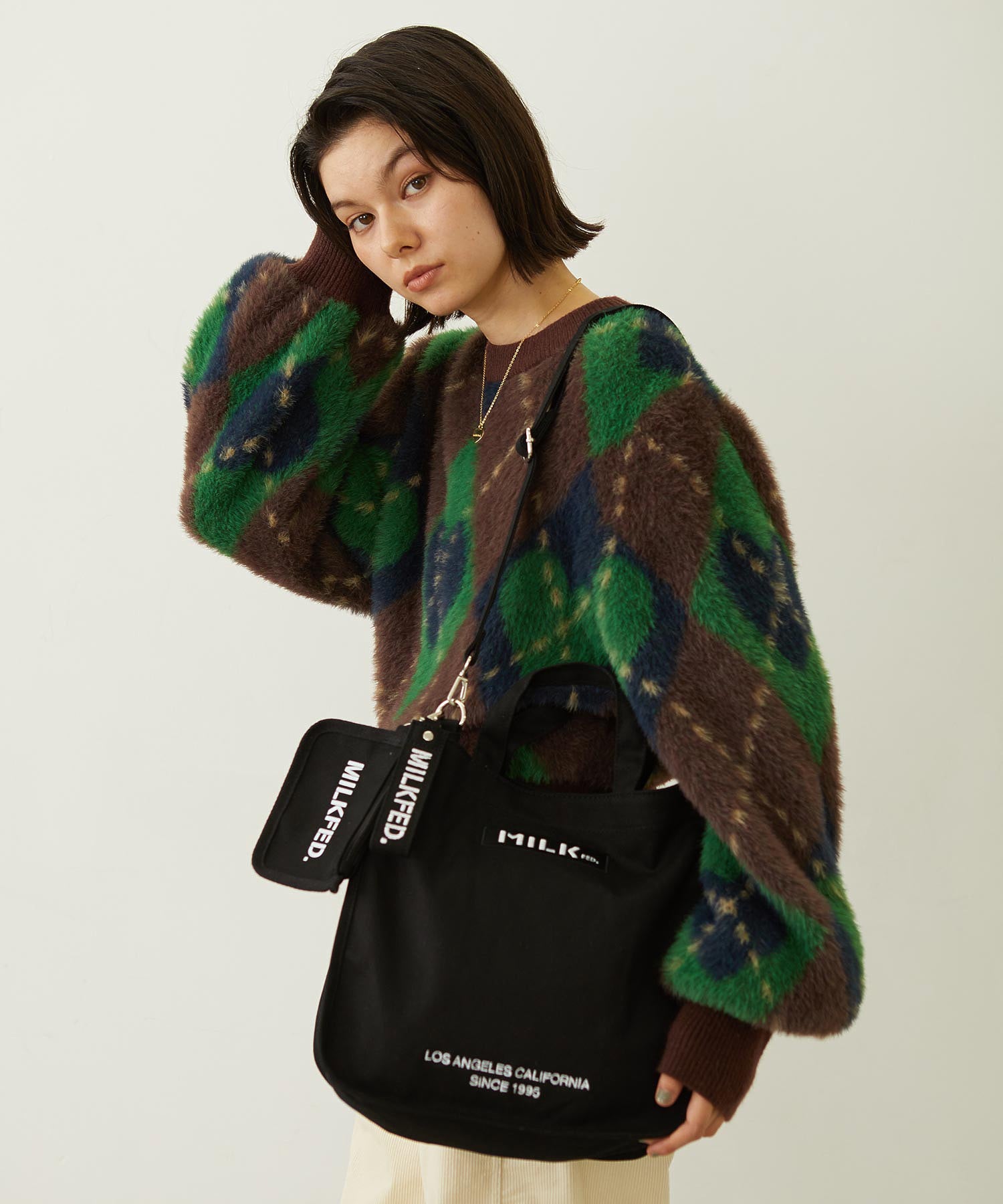EMBROIDERED BAR SHOULDER BAG W/STRAP MILKFED.