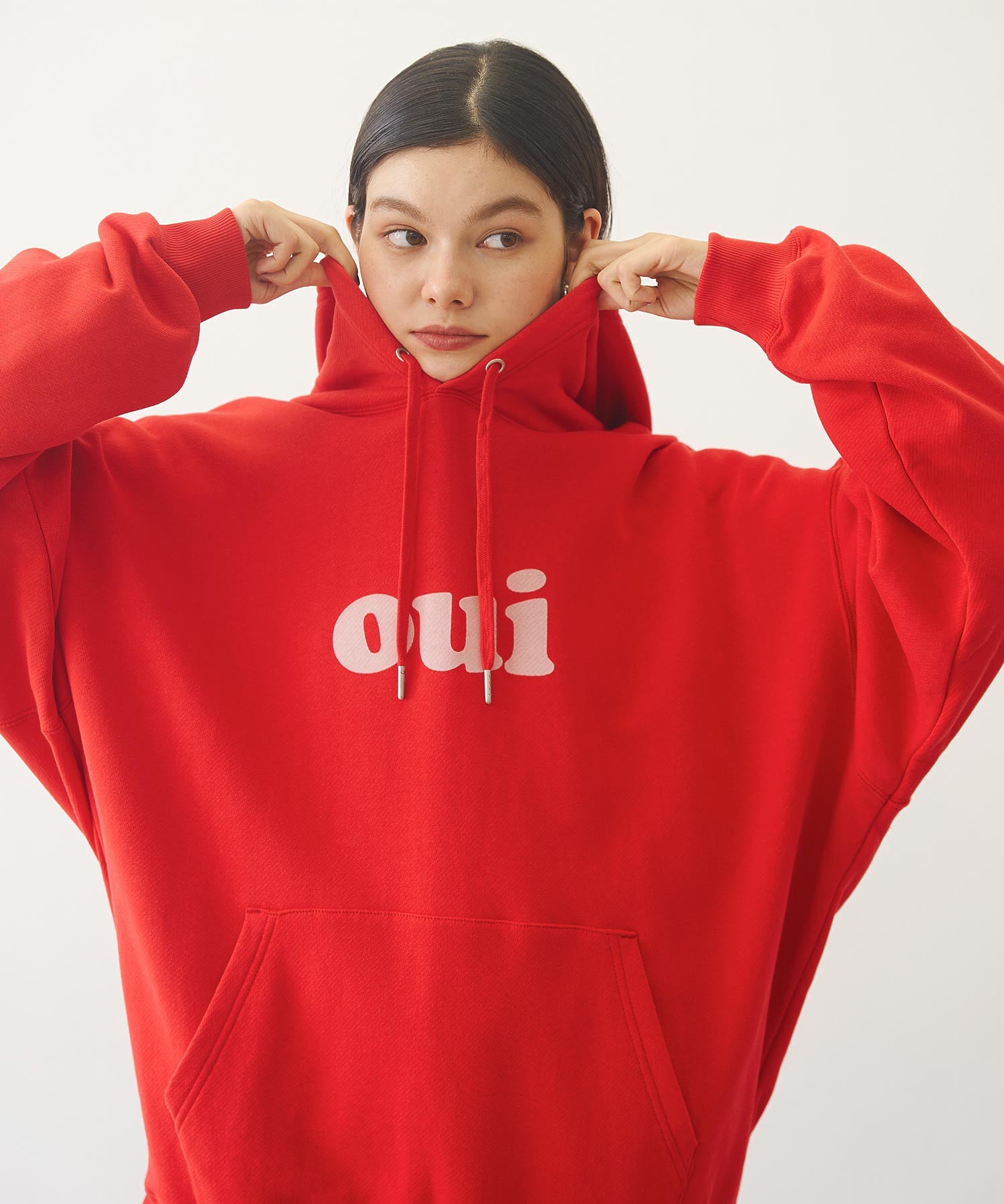 OUI SWEAT HOODIE