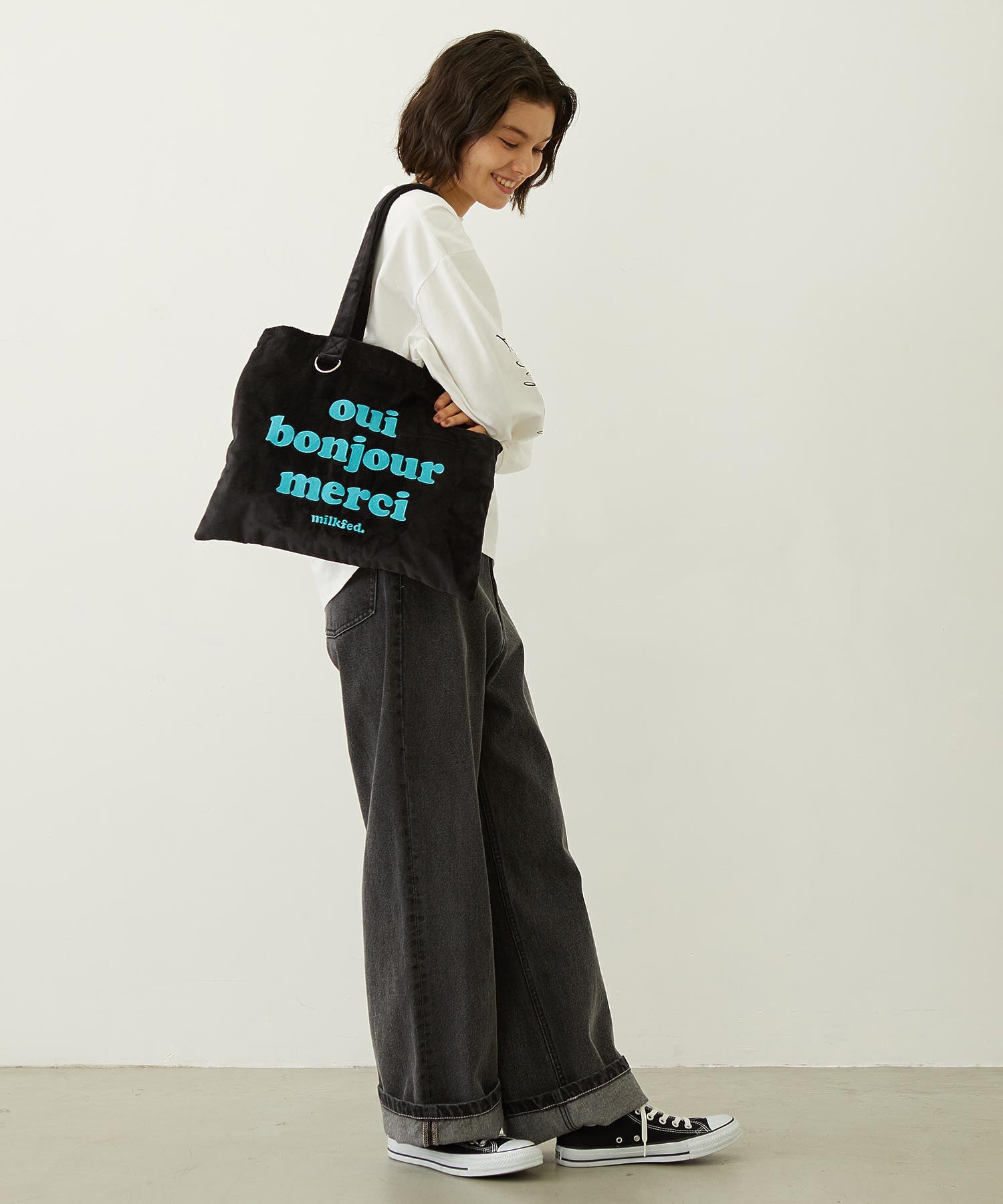 LOGO FLUFFY BAG