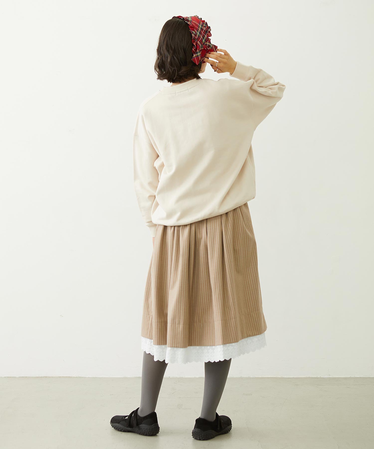 FRILLED TARTAN EARMUFFS