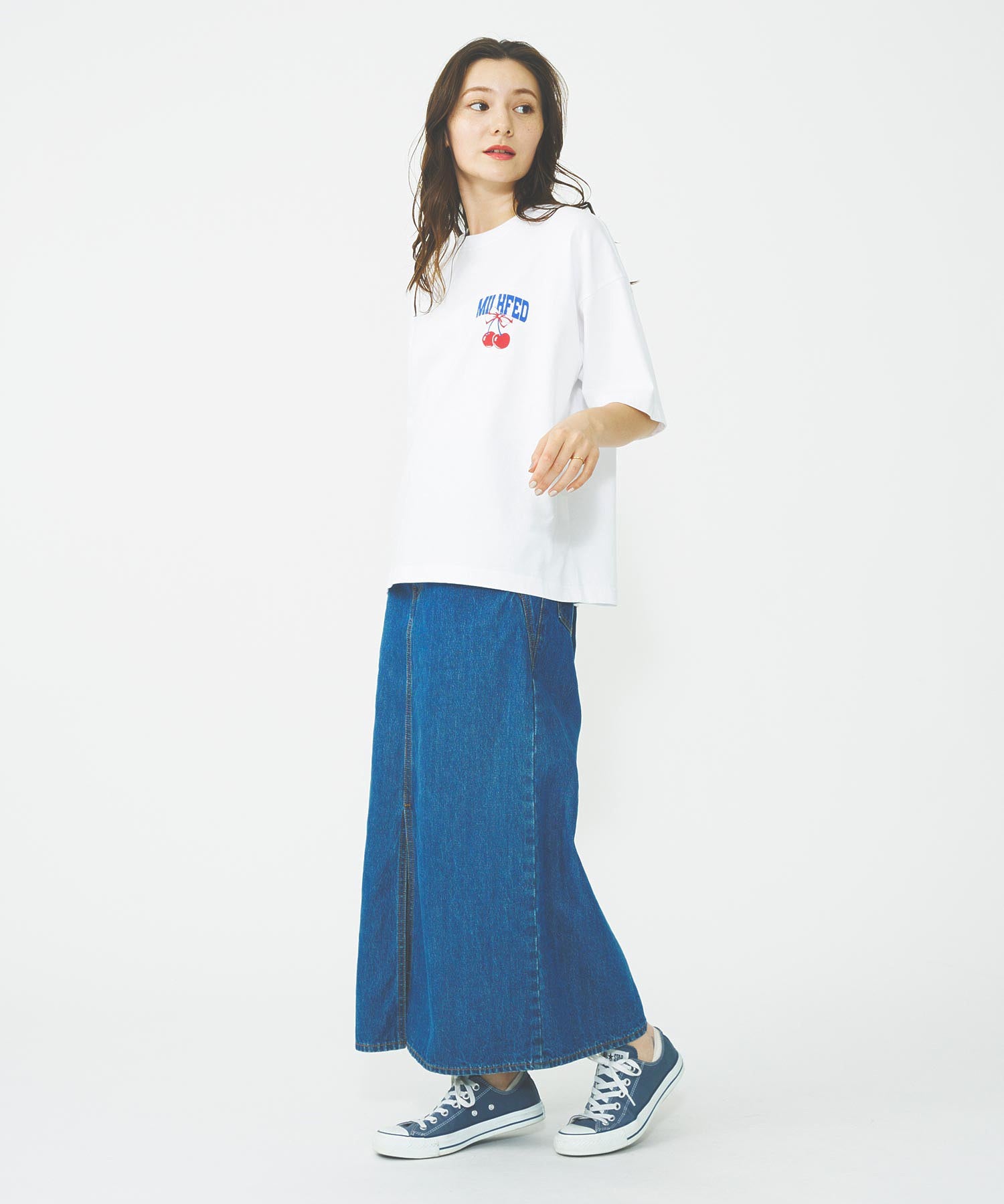 RIBBON AND CHERRY WIDE S/S TEE