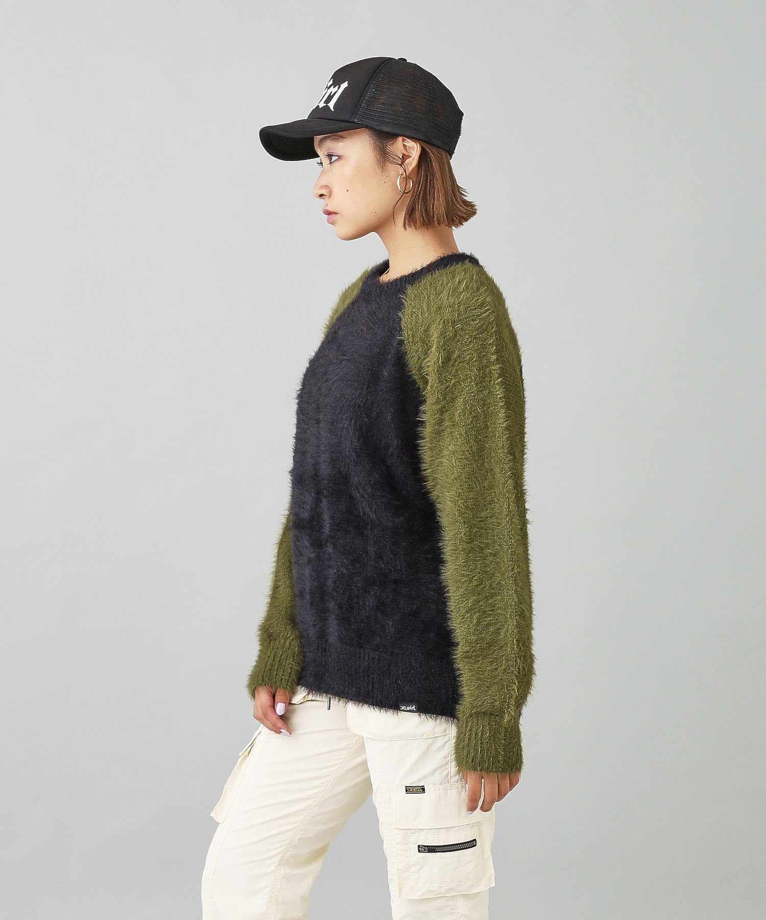 SHAGGY KNIT RAGLAN SLEEVE TOP