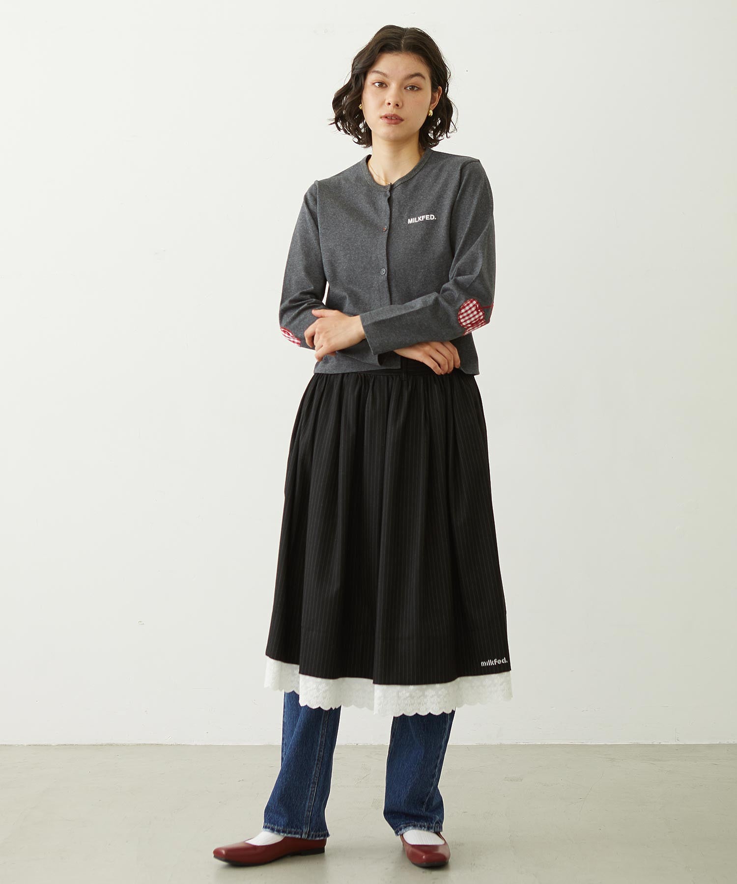 CHERRY ELBOW CARDIGAN
