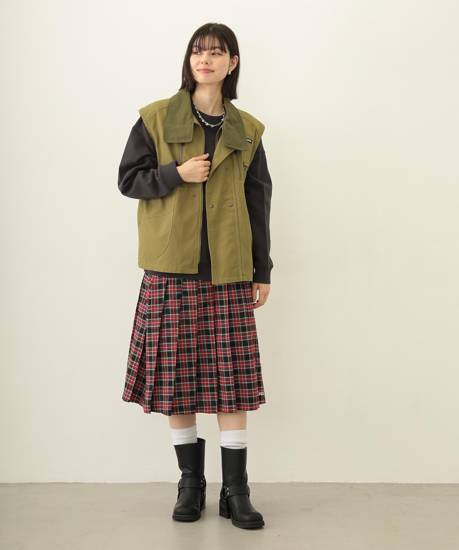 PLEATED PLAID SKIRT