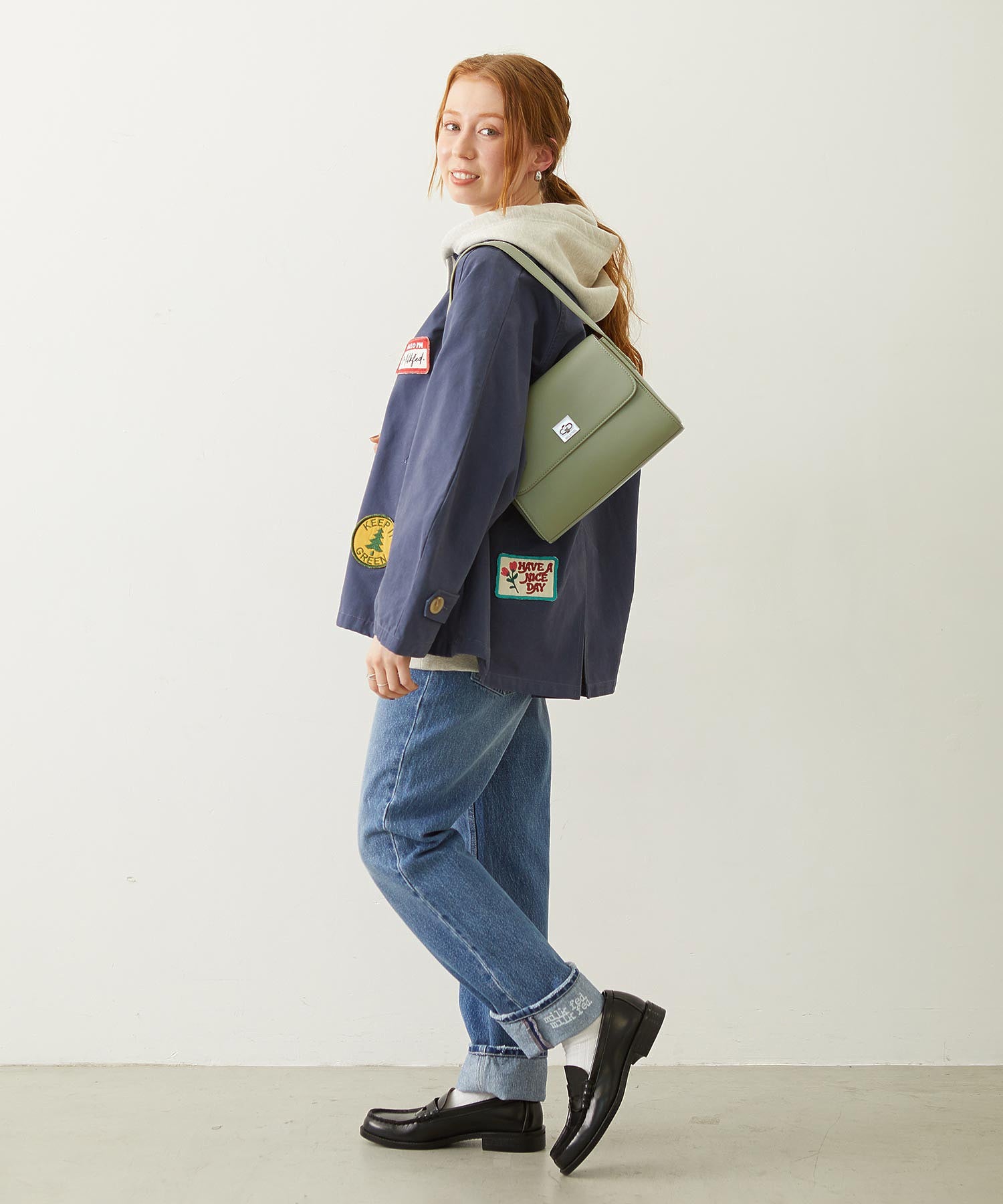 TRAPEZOID SHOULDER BAG