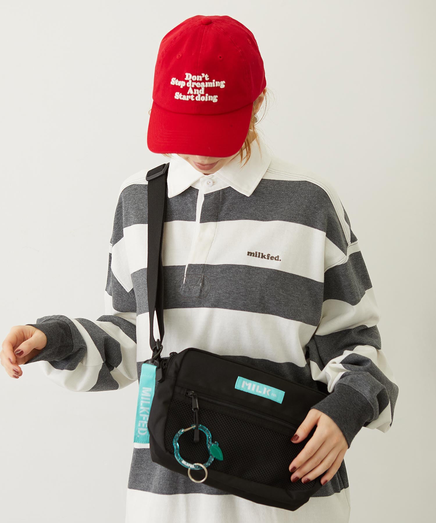 SHOULDER WIDE BAG MESH POCKET LtGREEN