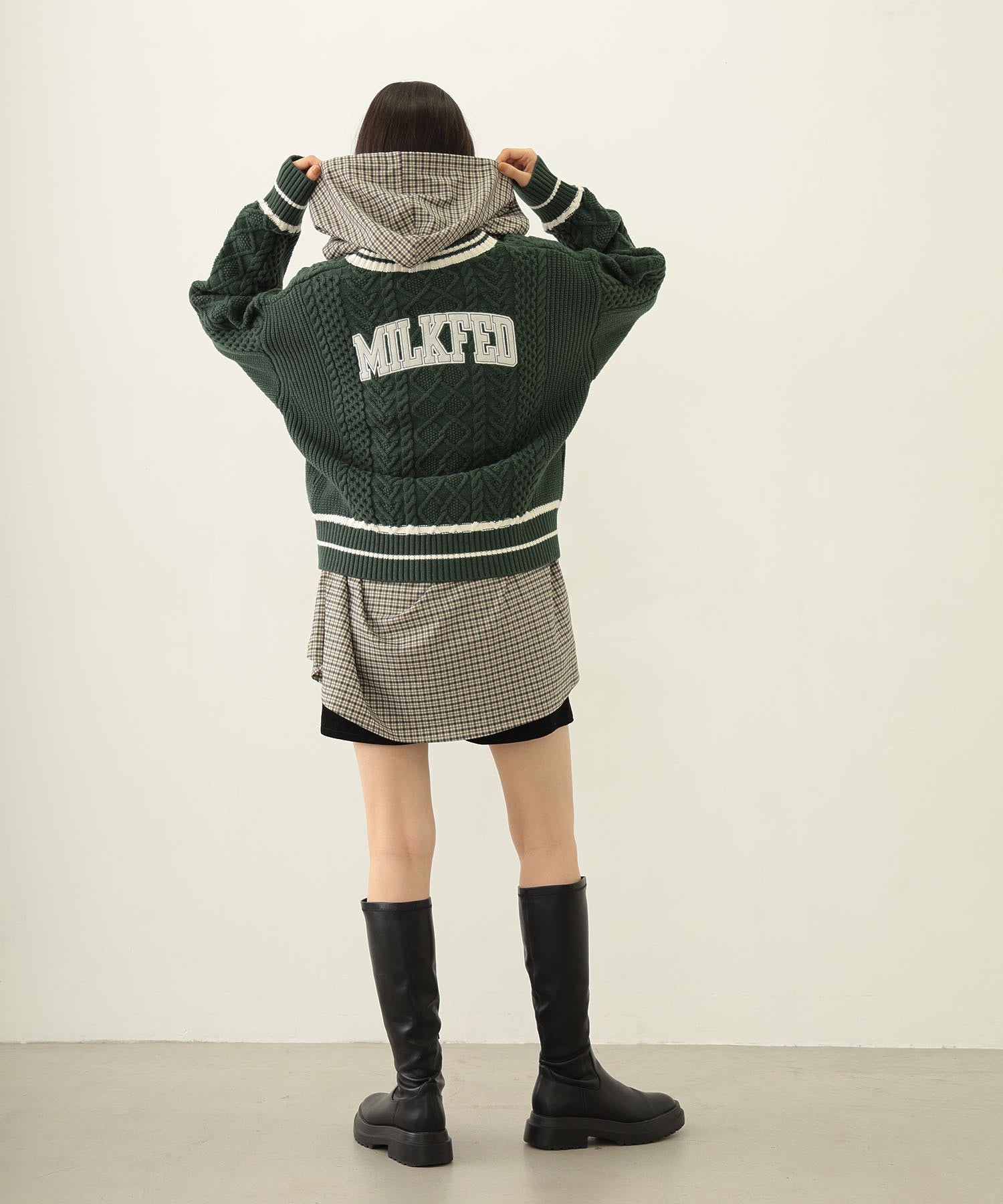 VOLUME SLEEVE HOODED BLOUSE