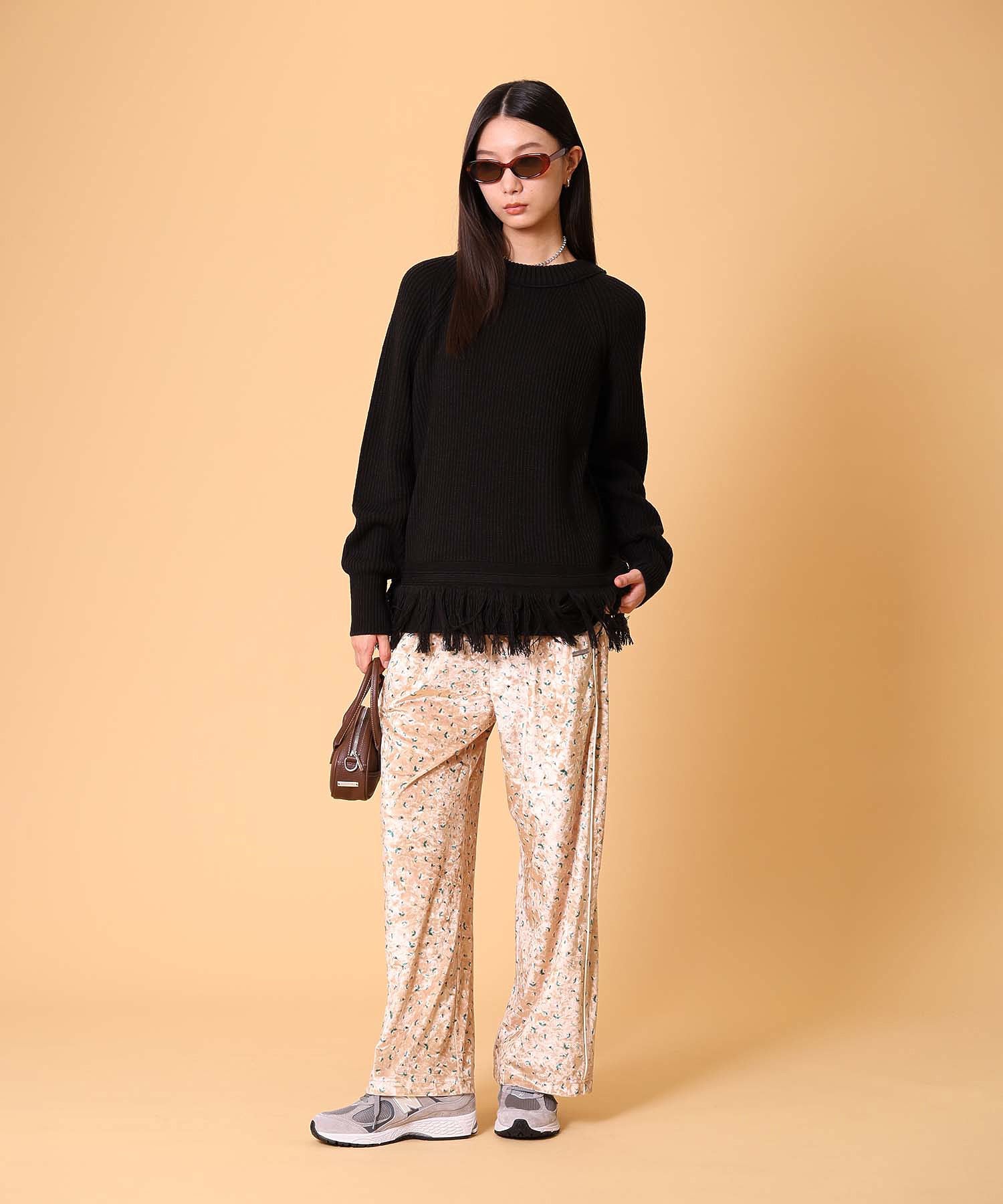 オーバーサイズフリンジニットプルオーバー