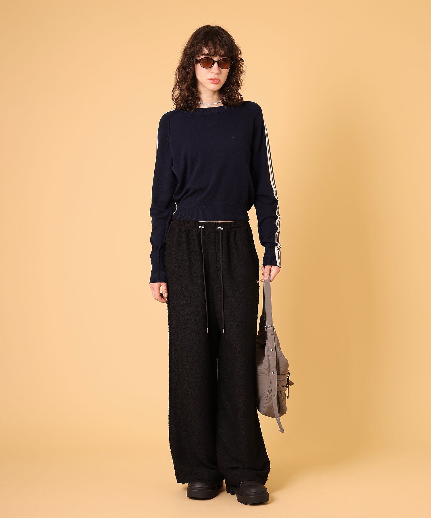 ラインニットプルオーバー