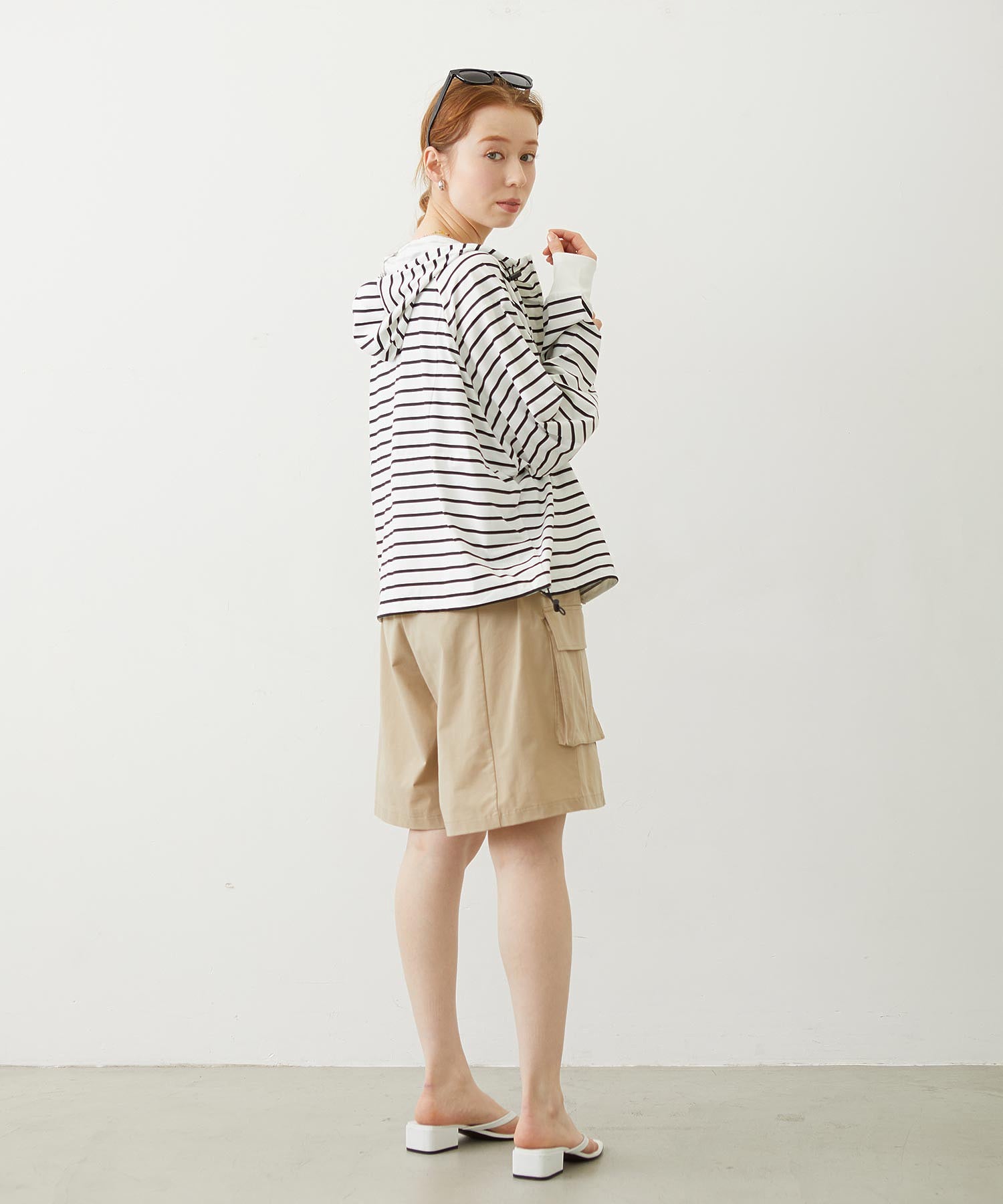 RASH GUARD ZIP HOODIE