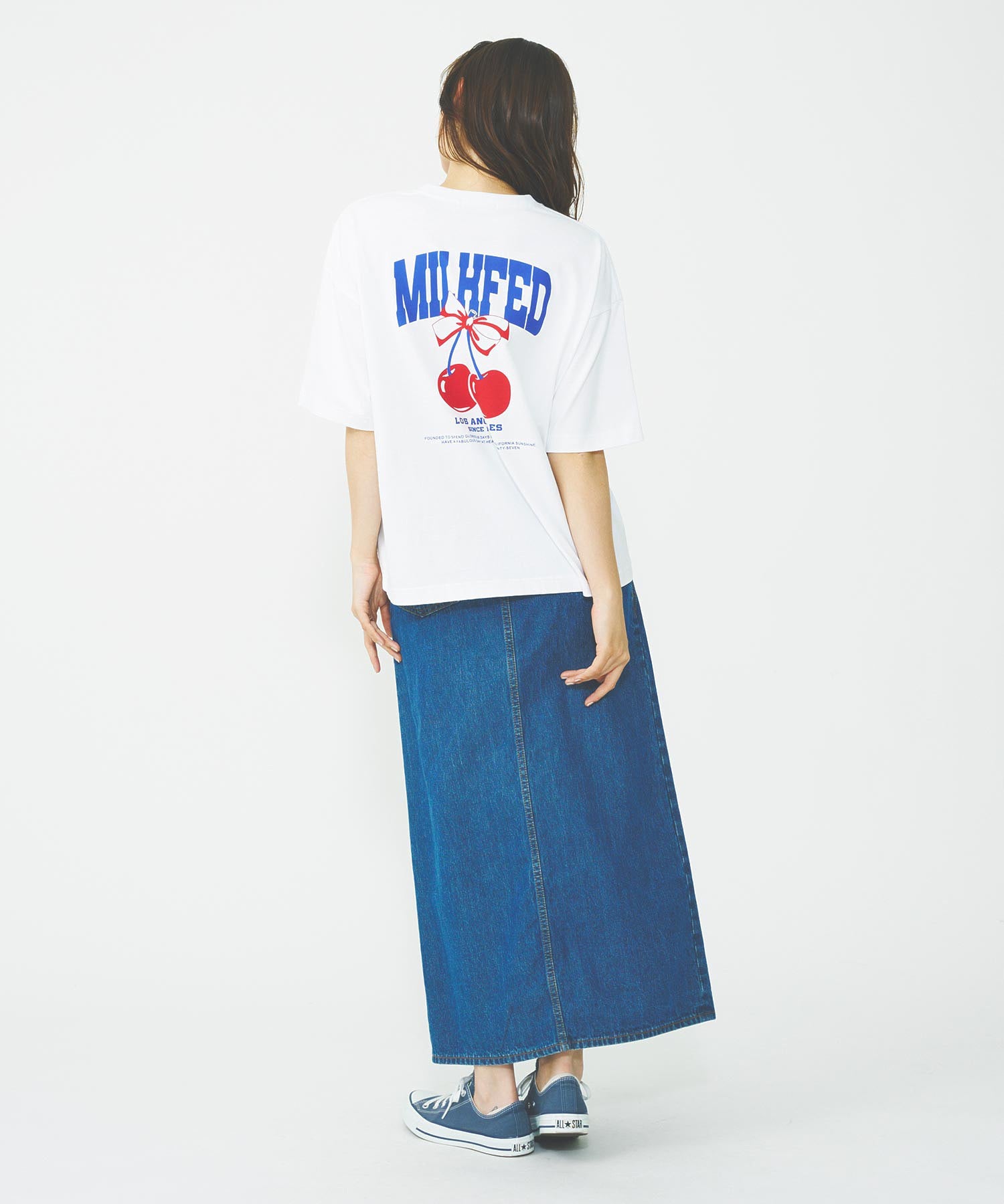 RIBBON AND CHERRY WIDE S/S TEE