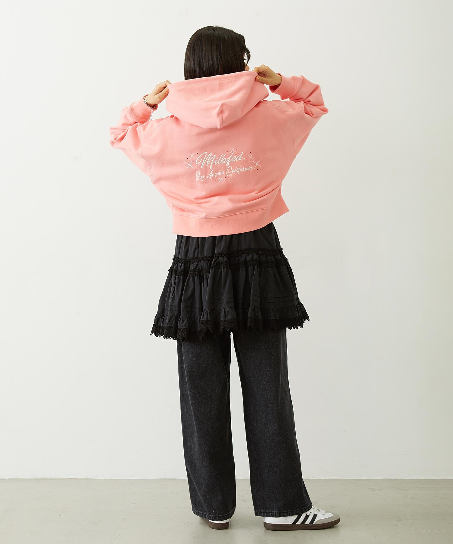 RHINESTONE LOGO SHORT ZIP UP HOODIE